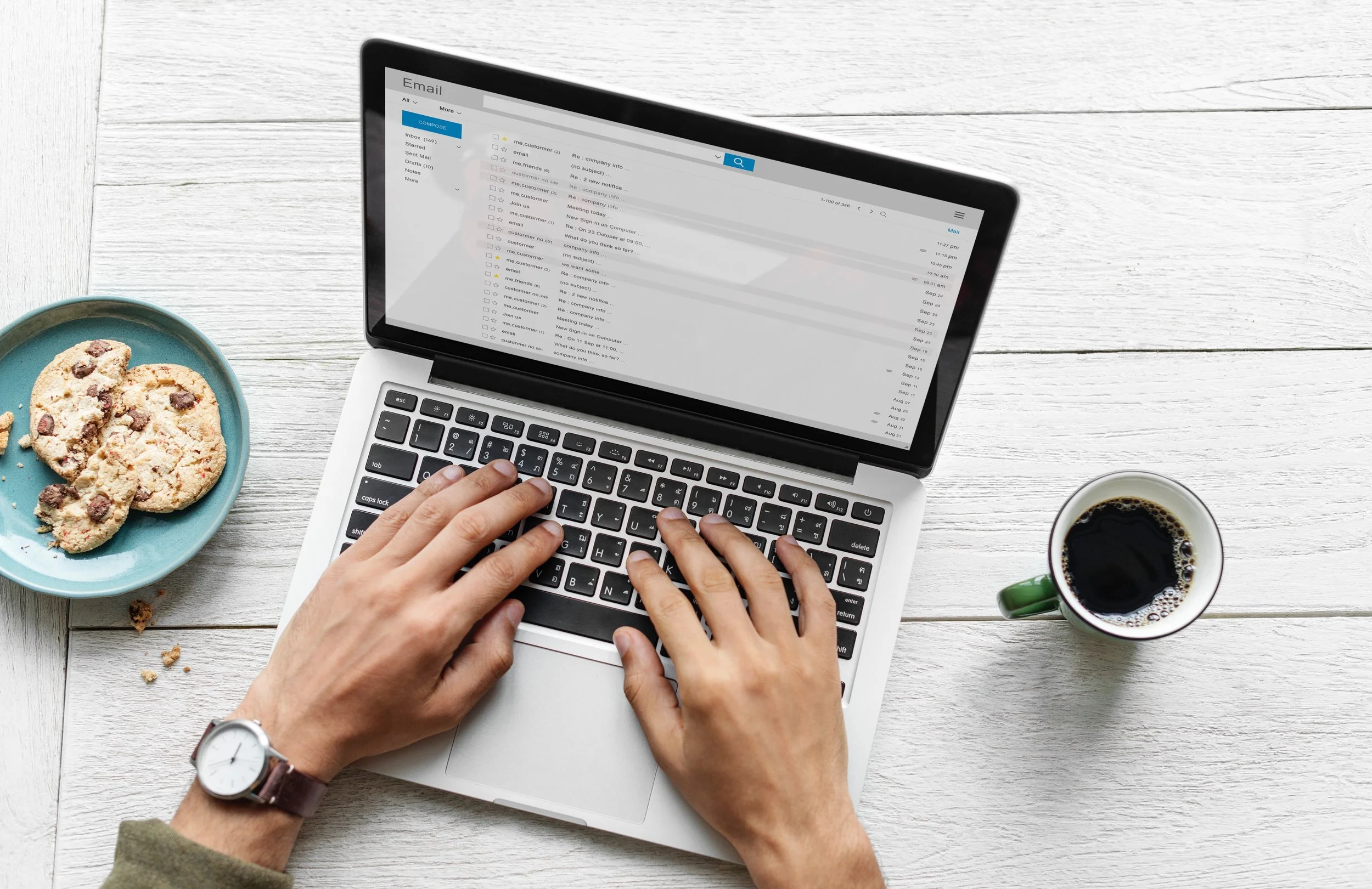 Mac Computer Email.jpg