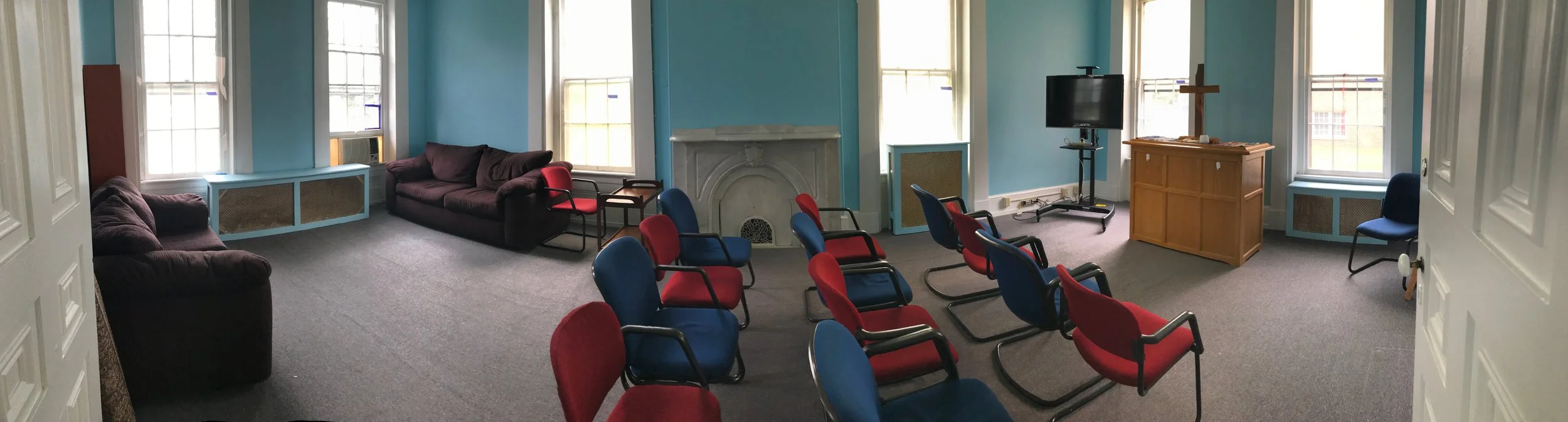 Worship Panorama.jpg