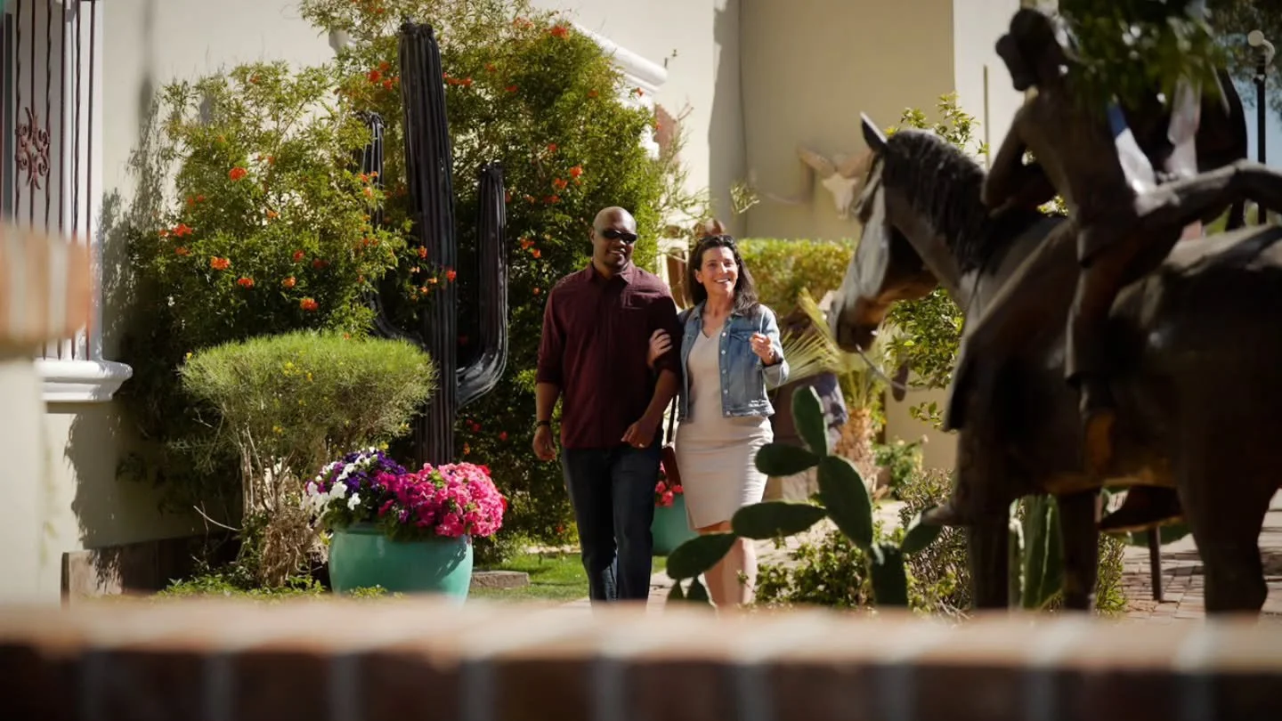 Have you seen the public art installations in Old Town Scottsdale? Before the festival, check out the self-guided 60-minute walking tour to explore Old Town Scottsdale and its beautiful statues, fountains and installations. 
https://www.experiencesco