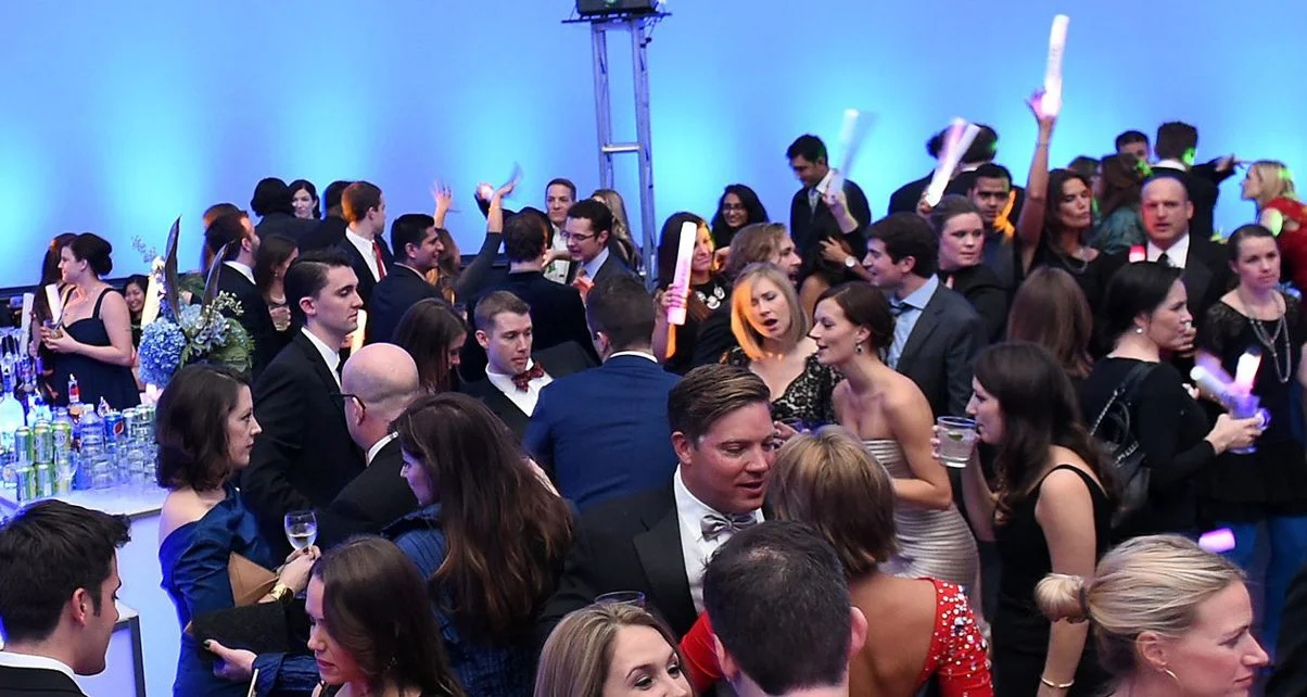 Corporate-Party-1204x642.jpg
