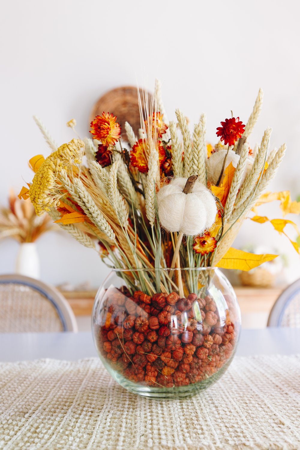 7 Easy Dried Natural Flower Home Arrangements to Make This Fall