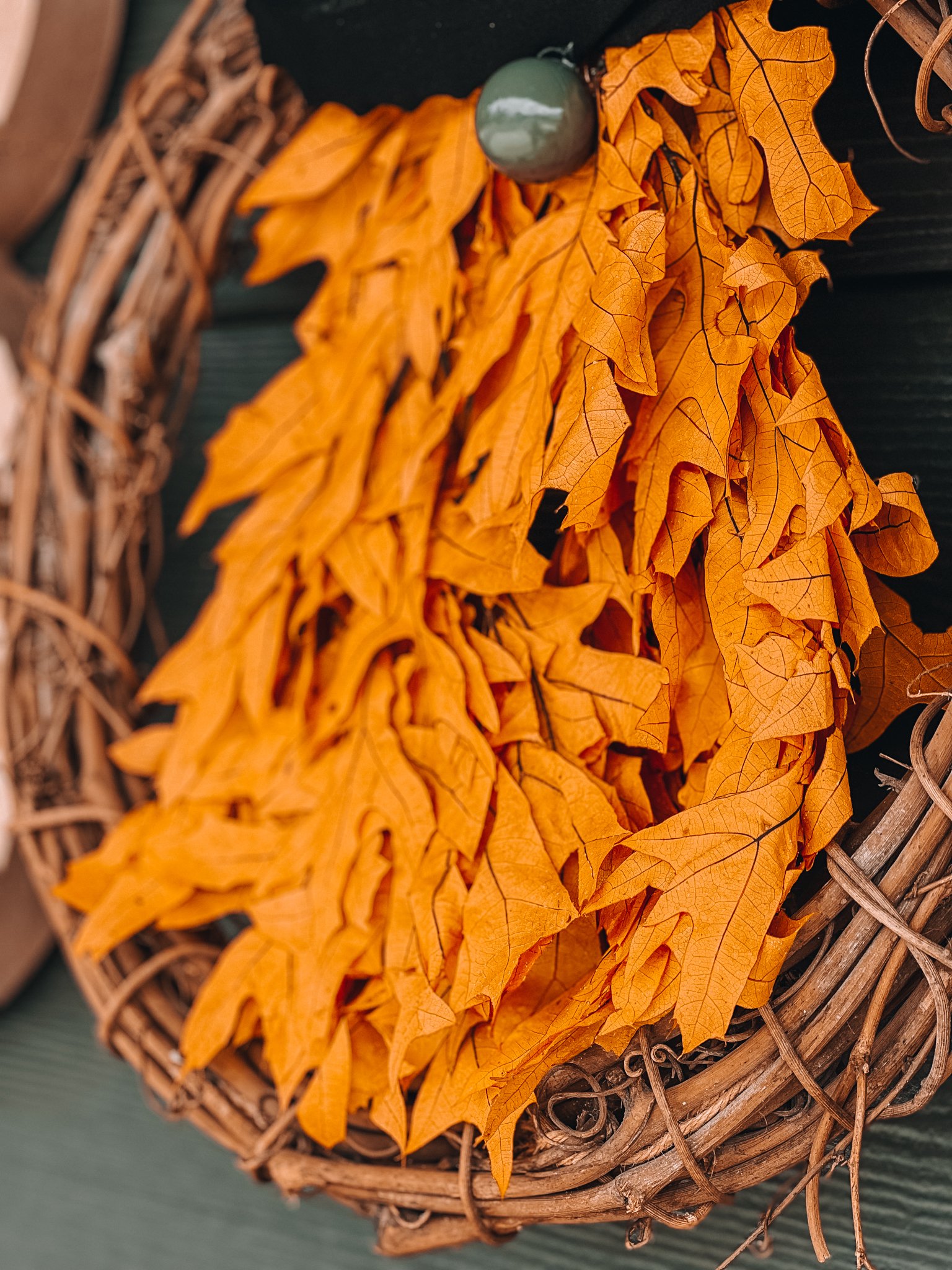 gnome oak leaves wreath diy