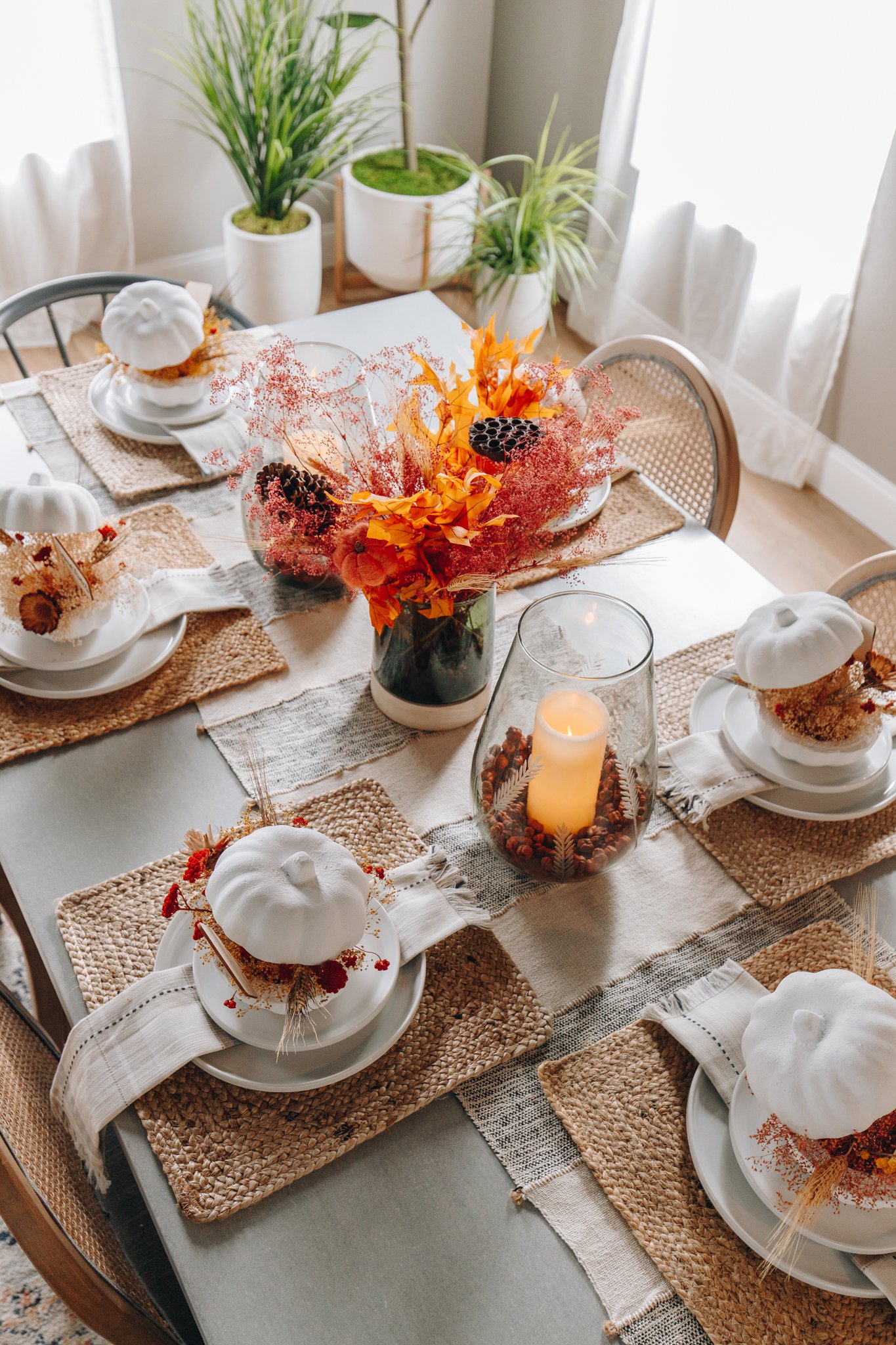 thanksgiving dinner tablescape