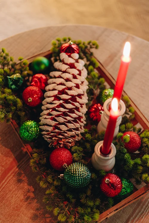 Basket Decorating Ideas for Christmas: Festive Flair Tips