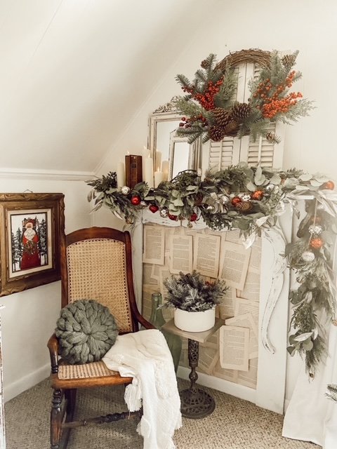 Stacey's Nostalgic Vintage Christmas Cottage Is Here to Inspire Your Holiday Decor