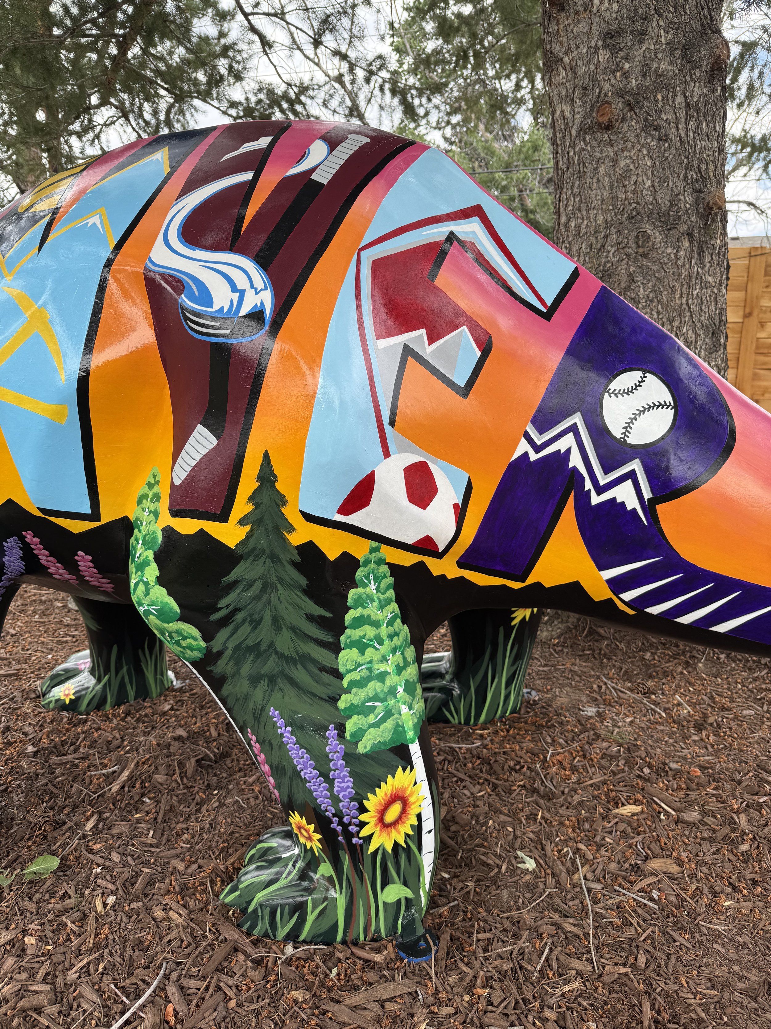 'Denver Dino' painted dinosaur (detail), AirBnB property, Centennial CO, 2025