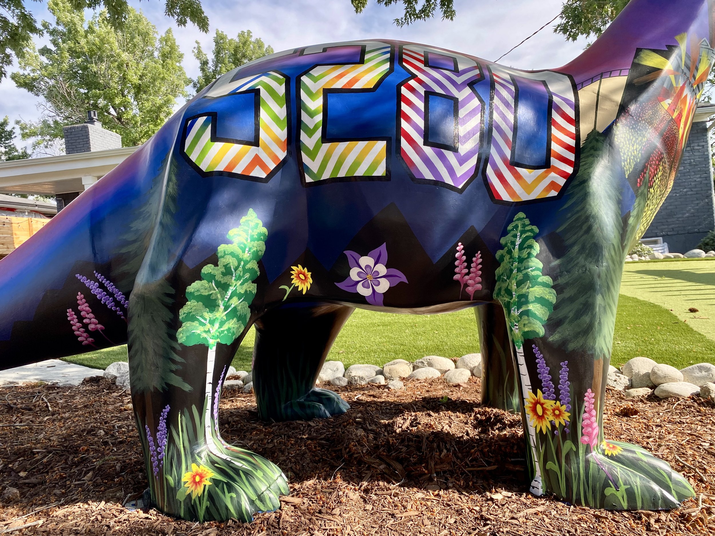 'Denver Dino' painted dinosaur (detail), AirBnB property, Centennial CO, 2025