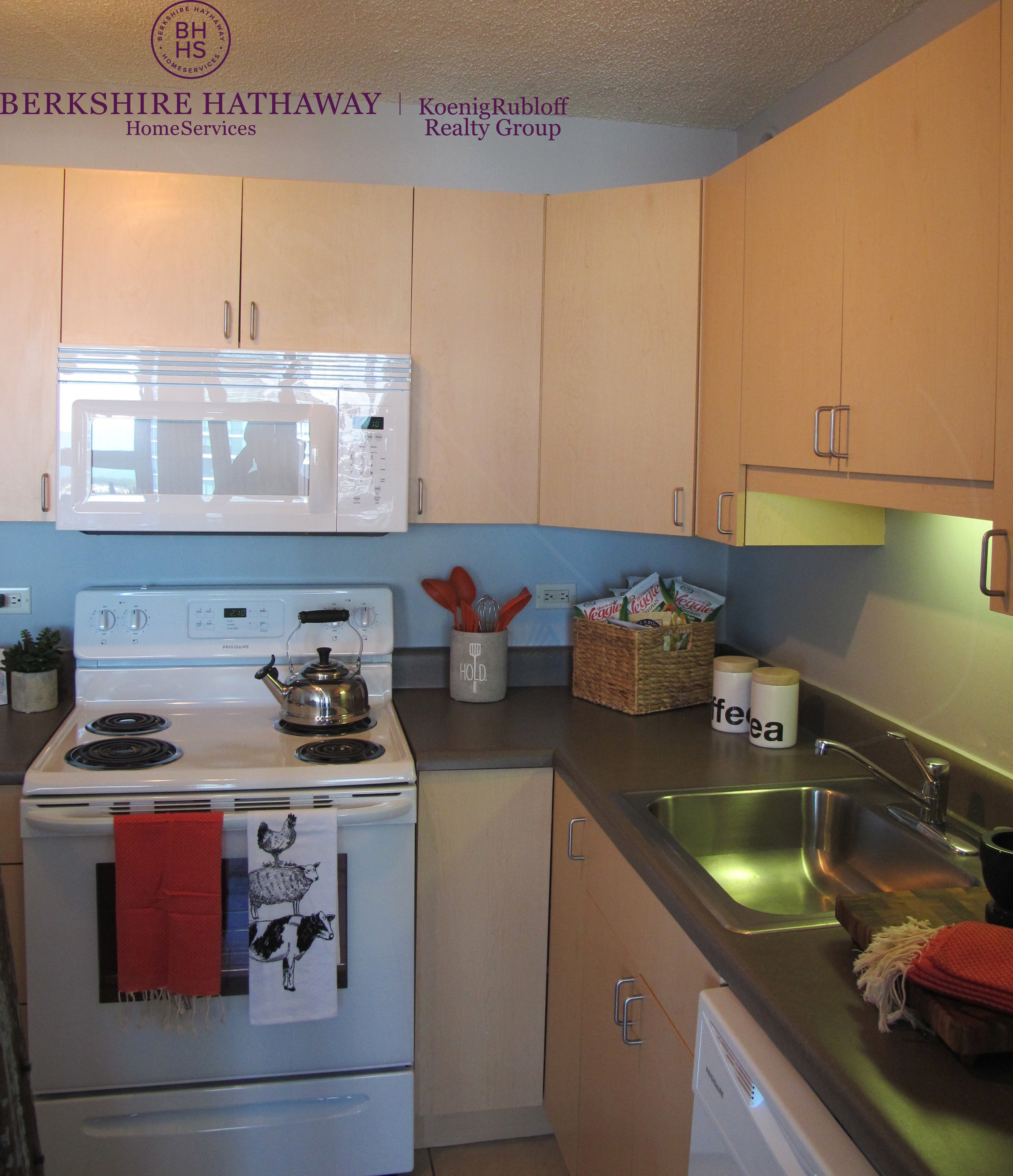 Kitchen 1.jpg