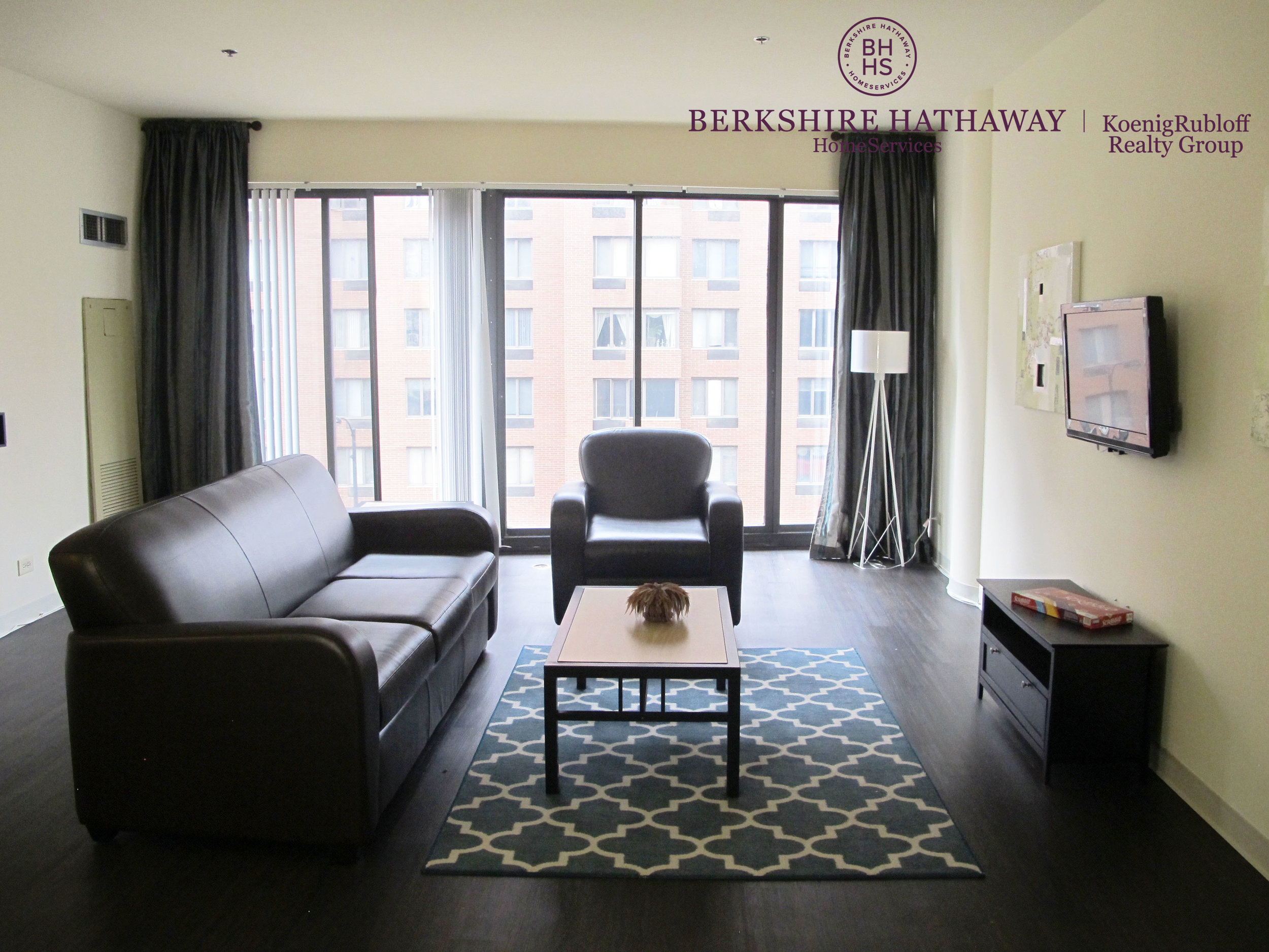 Living Room 4.jpg
