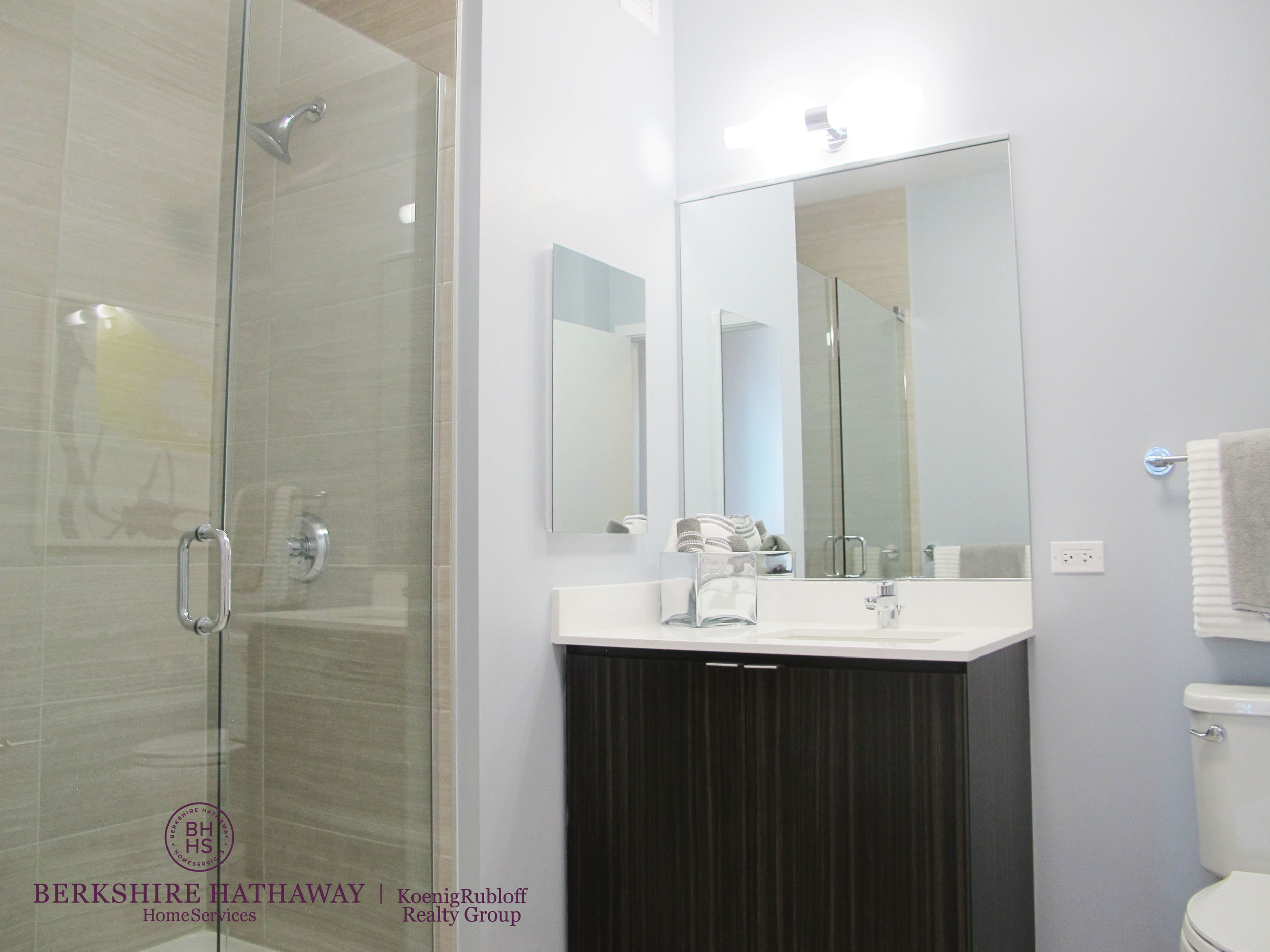 2nd Bathroom.jpg