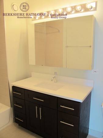 Bathroom 2.jpg