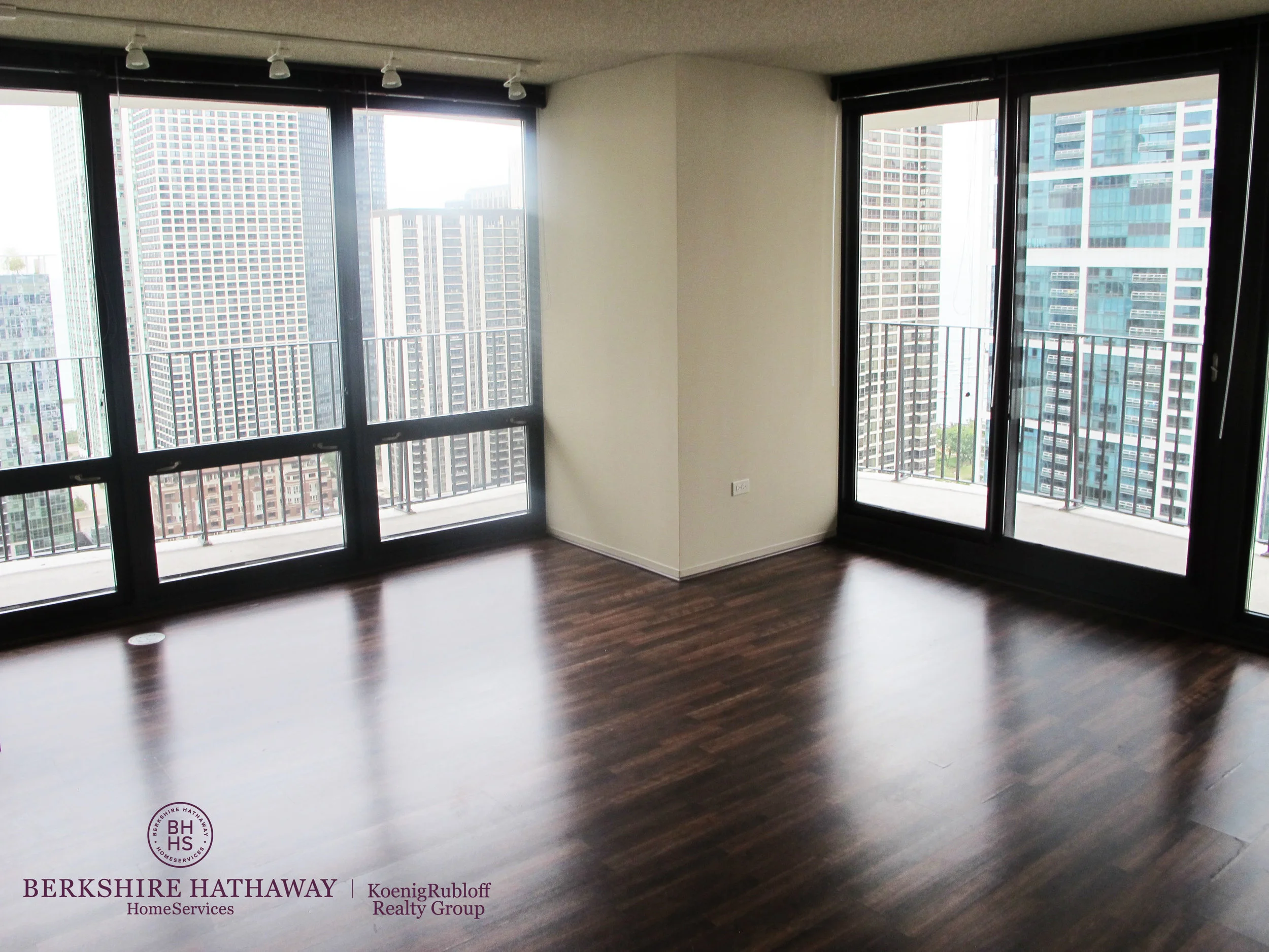 #Vacant Living Room 2.jpg
