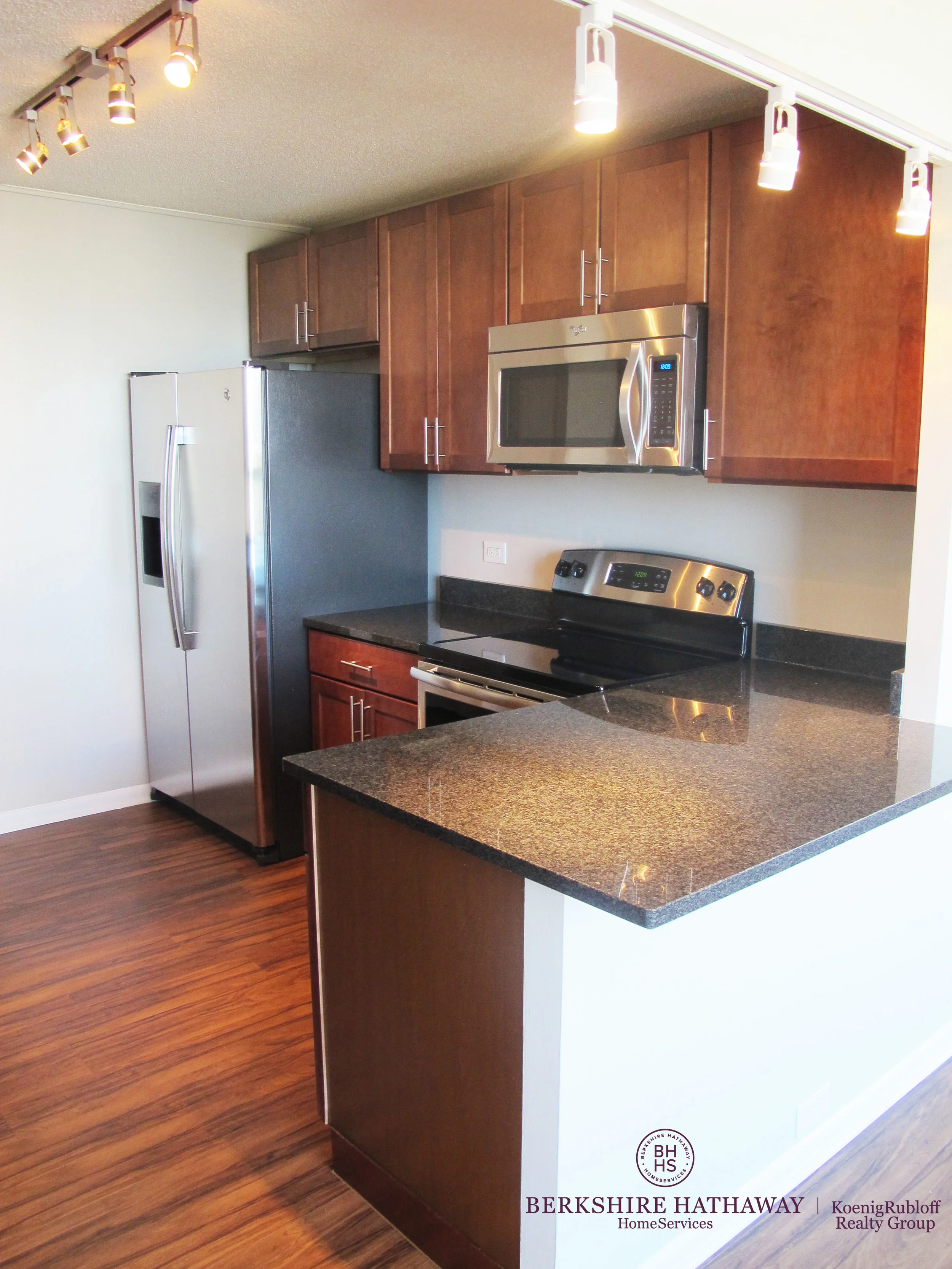 Kitchen 3.jpg