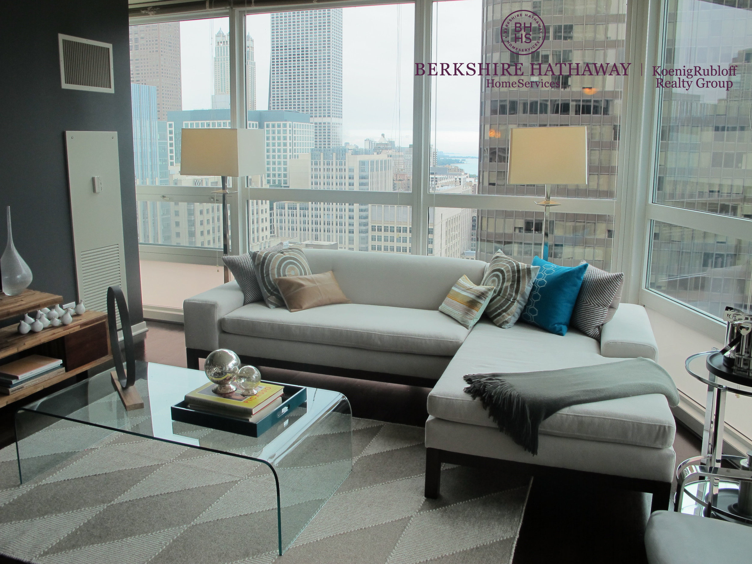 Living Room 2.jpg