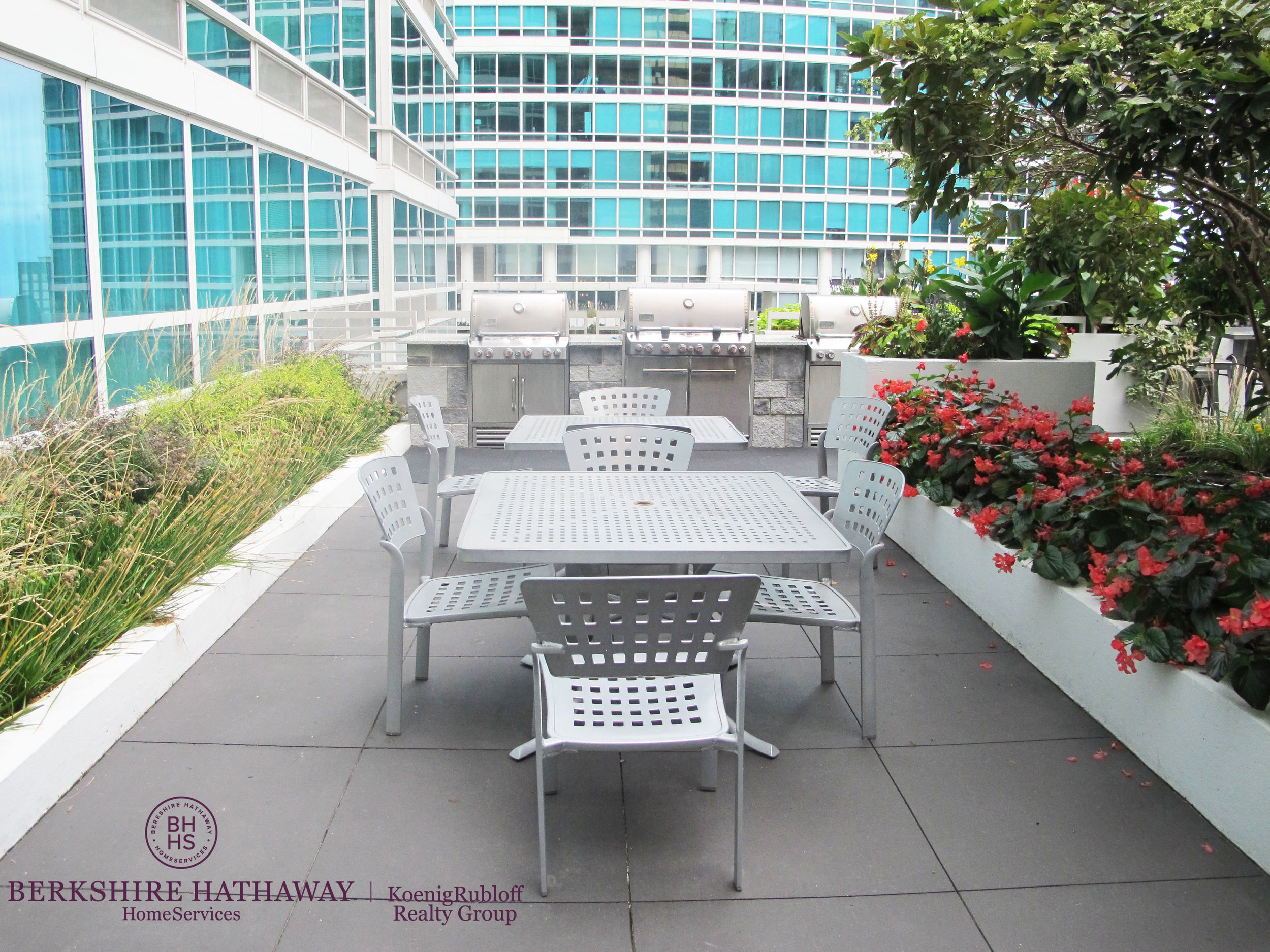 zOutdoor Seating.jpg
