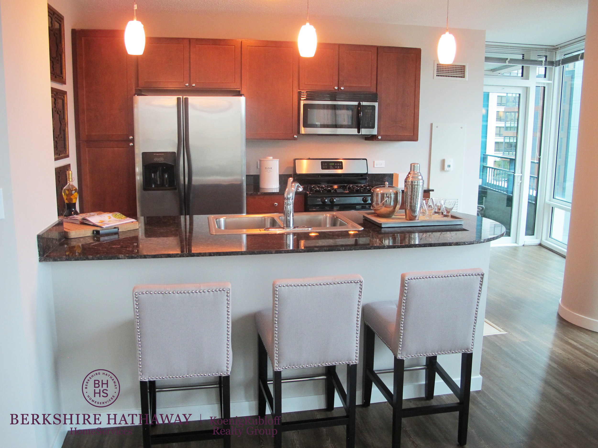 Kitchen 2BR.jpg