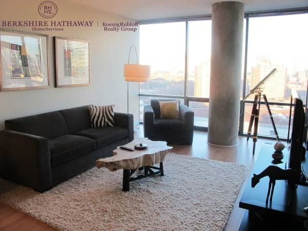 Living Room.jpg