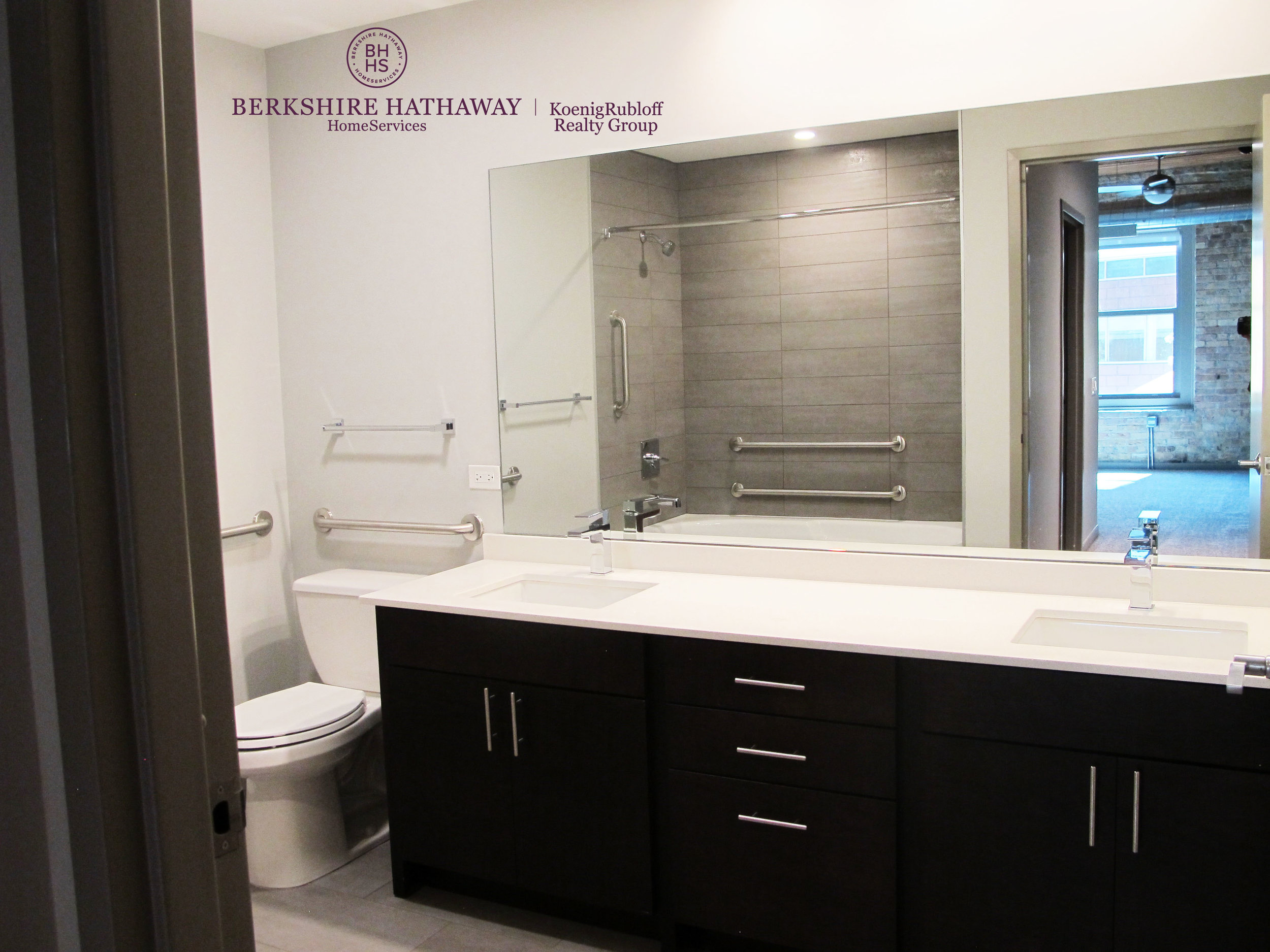 Bathroom Large.jpg