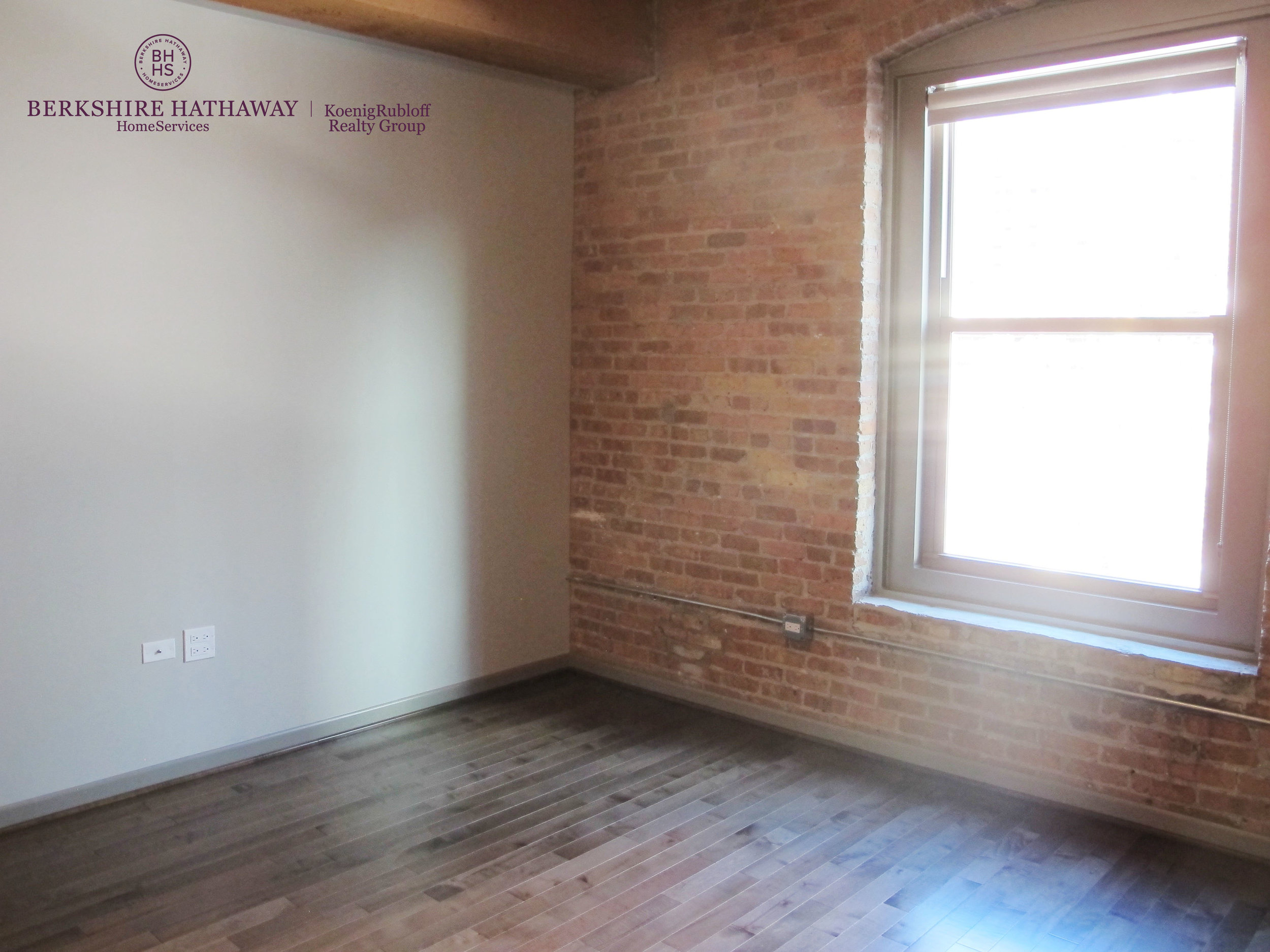 Living Room.jpg