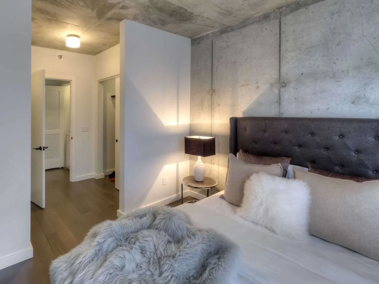bedroom.jpg