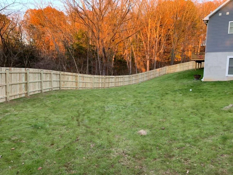Landmark Fence de4.jpg