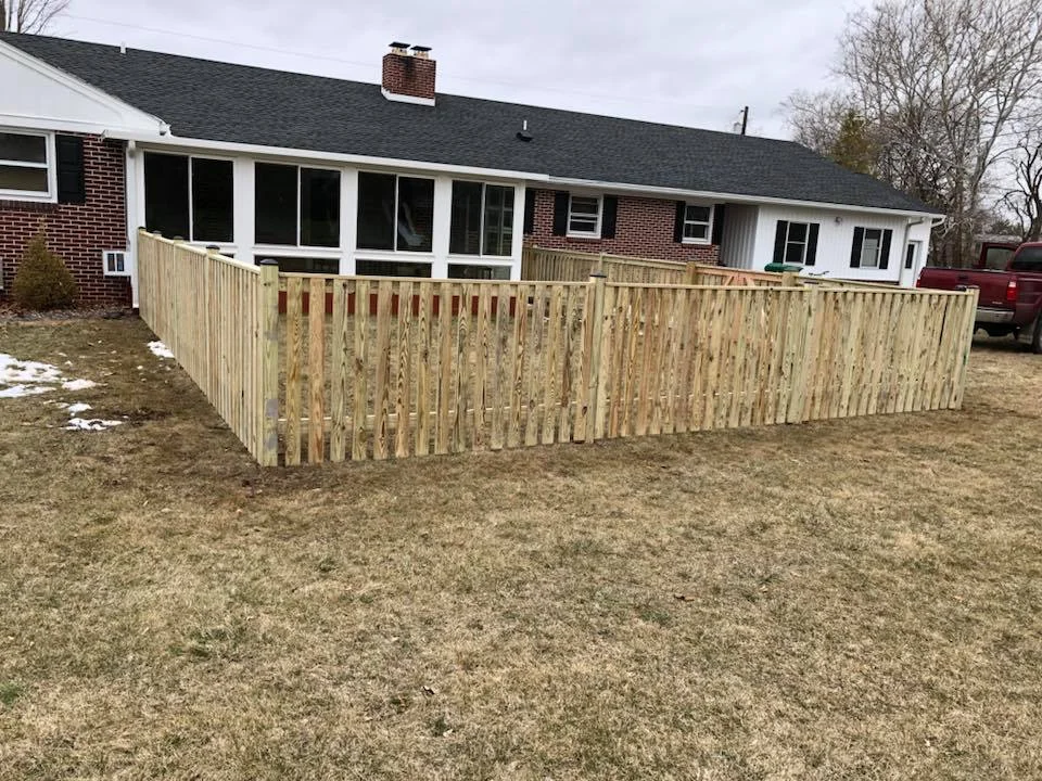 Landmark Fence spb1.jpg
