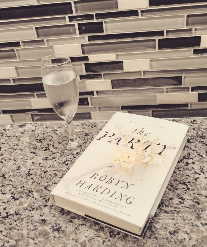 REVIEW: "The Party" by Robyn Harding