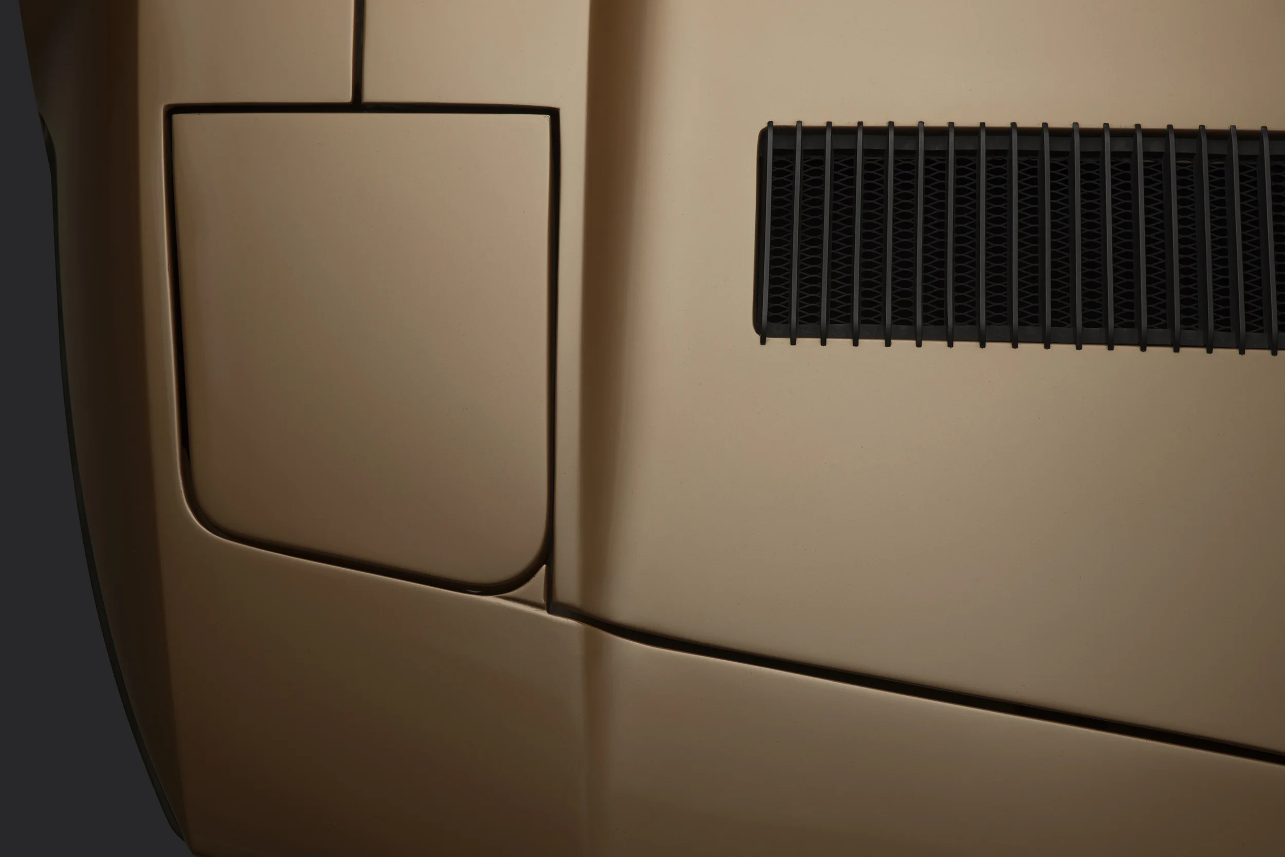 77BoraFrontLightDetail1MasterColorMatch.jpg