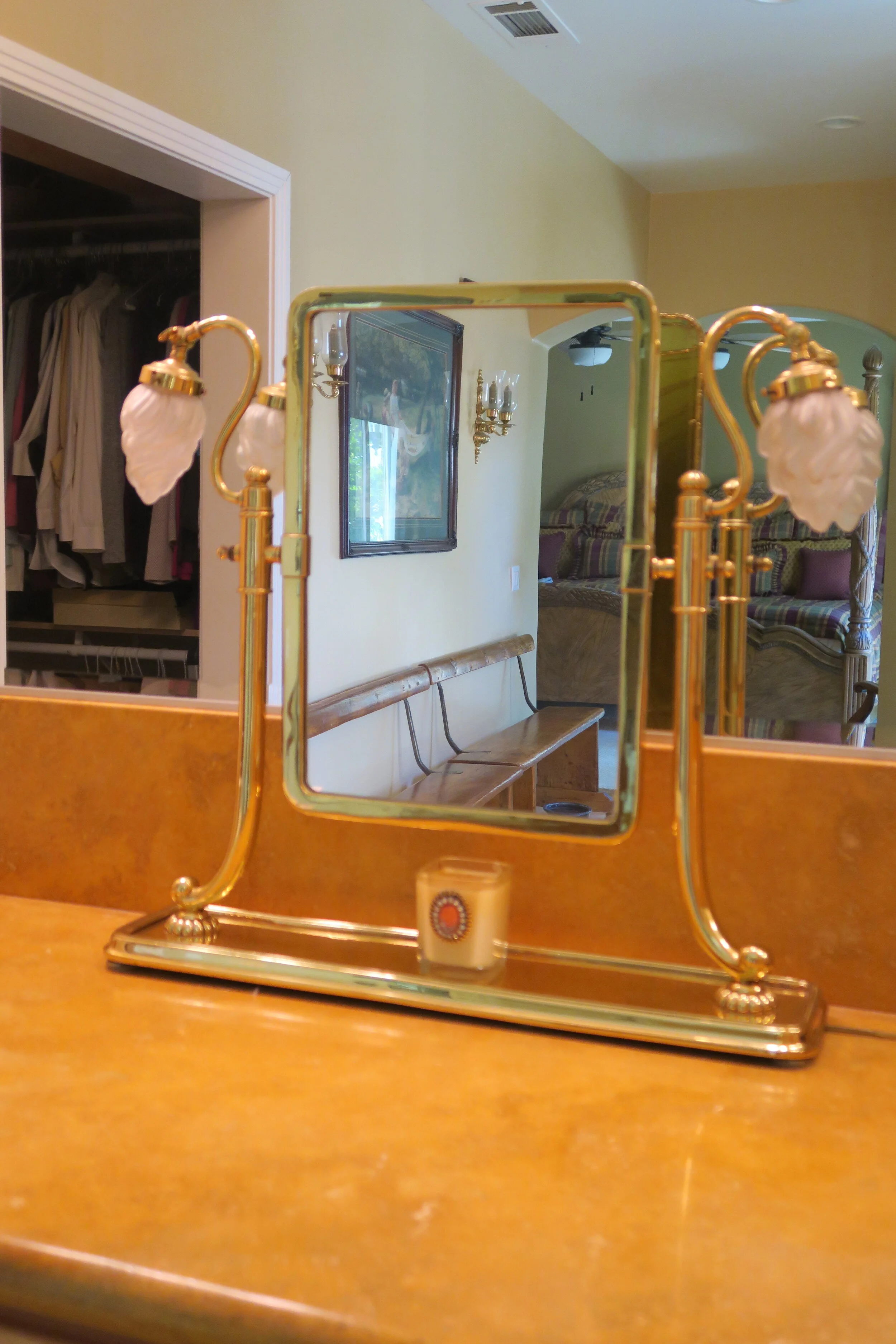 Bass Electrified Lighted Vanity Mirror