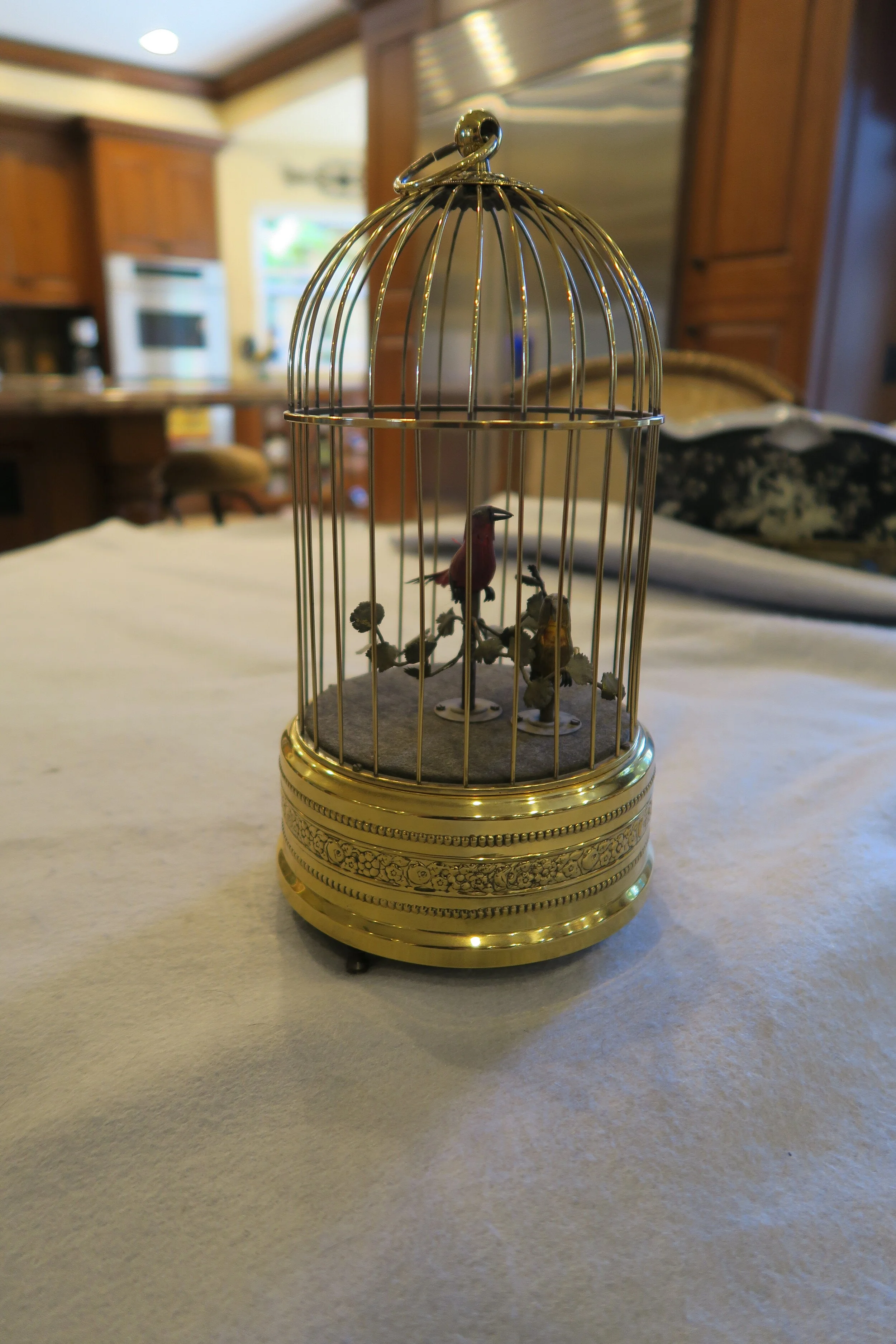 Automation Brass Bird Cage with Two Singing Birds