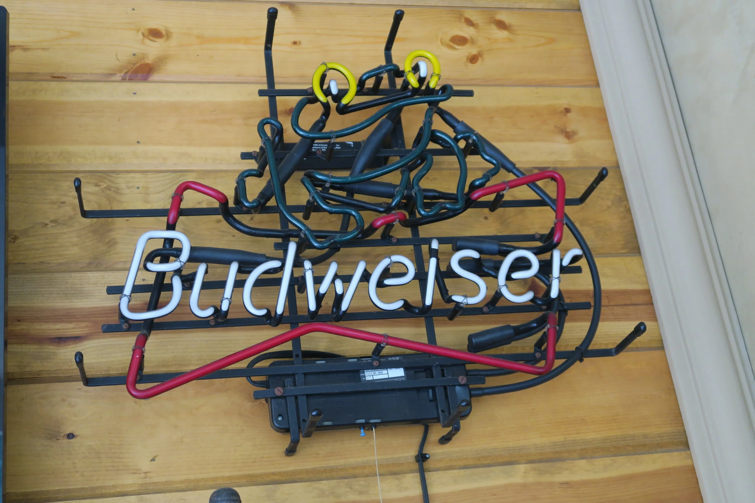 Budweiser Neon Bow-Tie Sign with Frog 