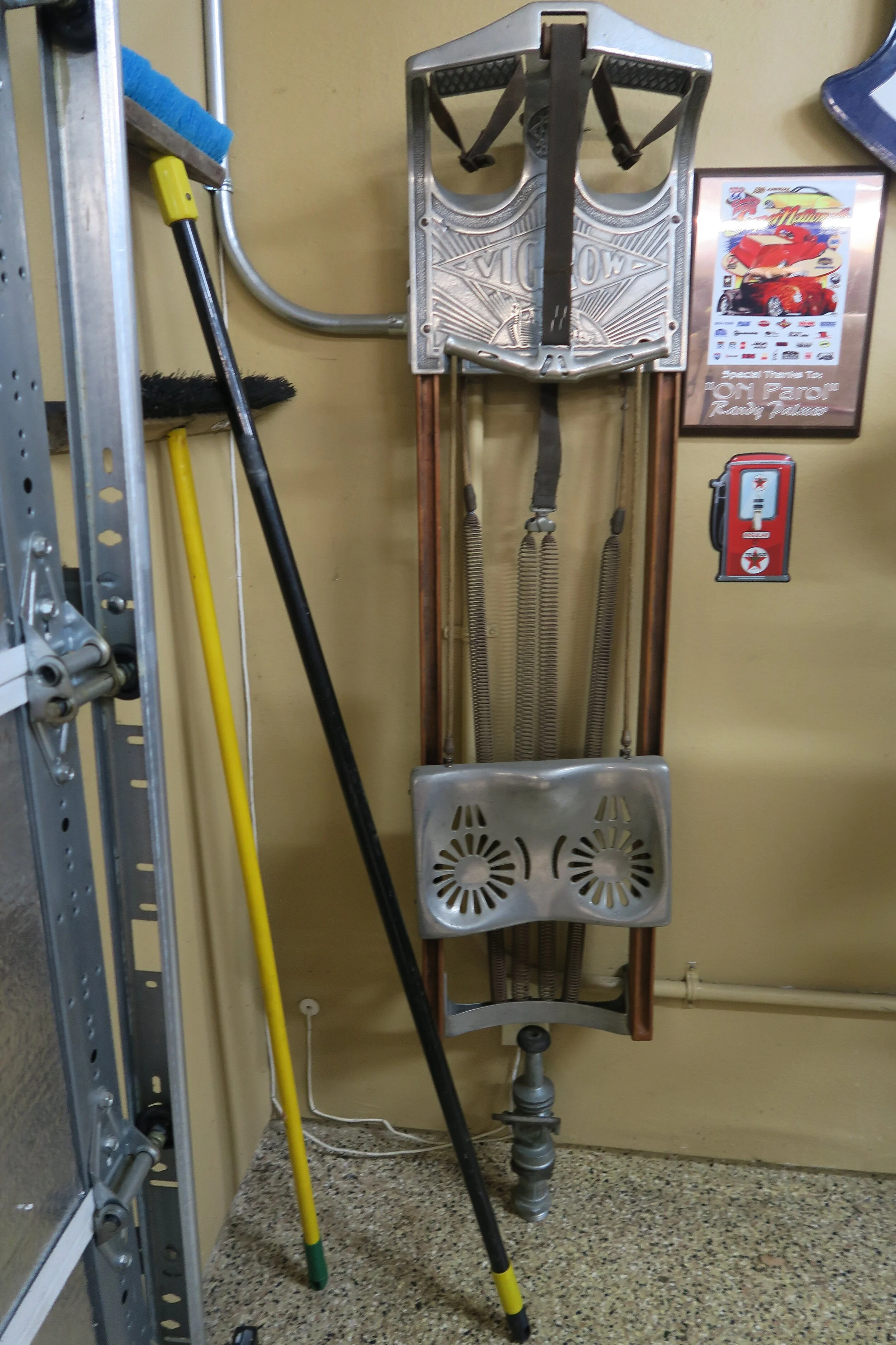 Vig-Row Rowing Exercise Machine