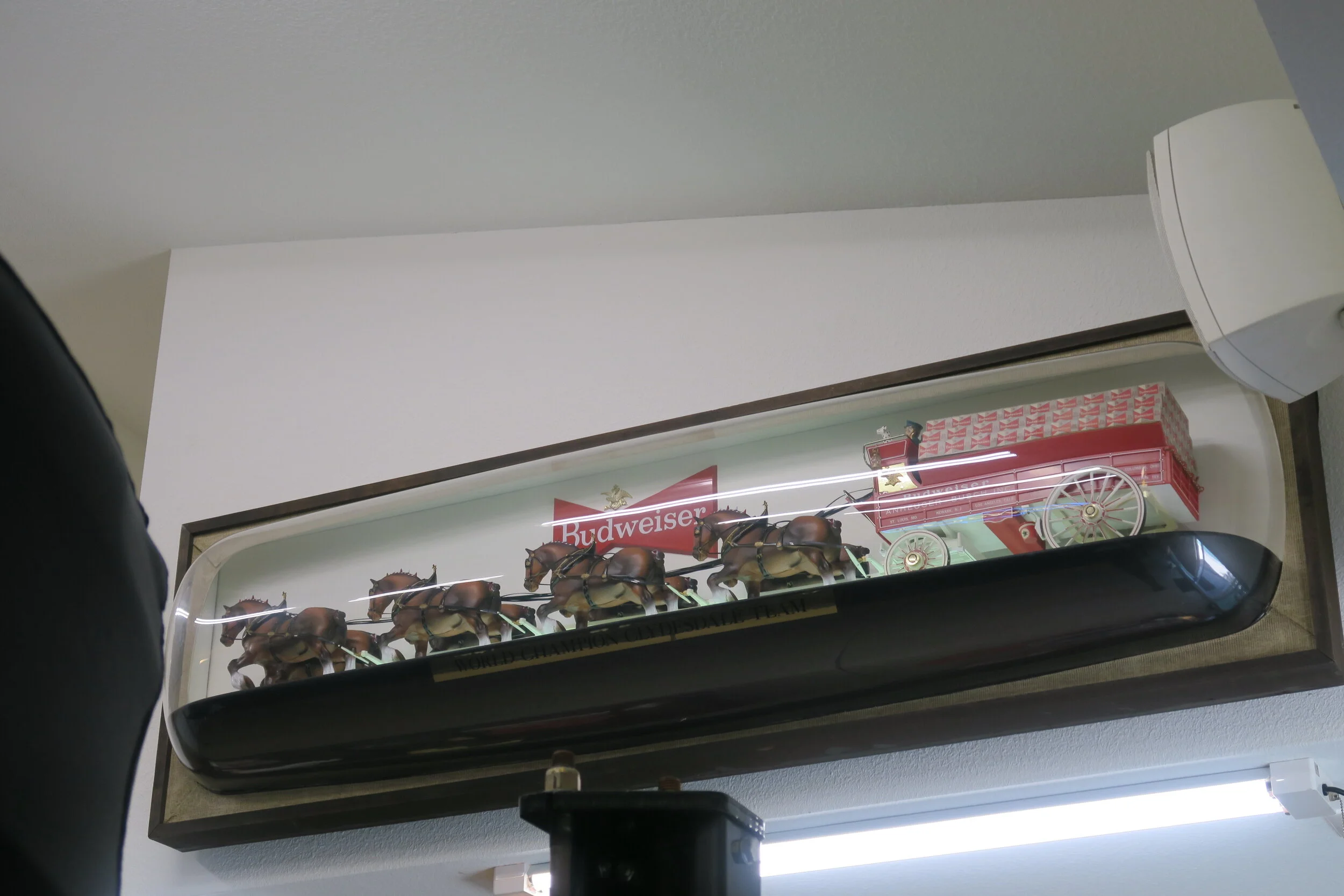 Budweiser Clydesdale Large Lighted Sign