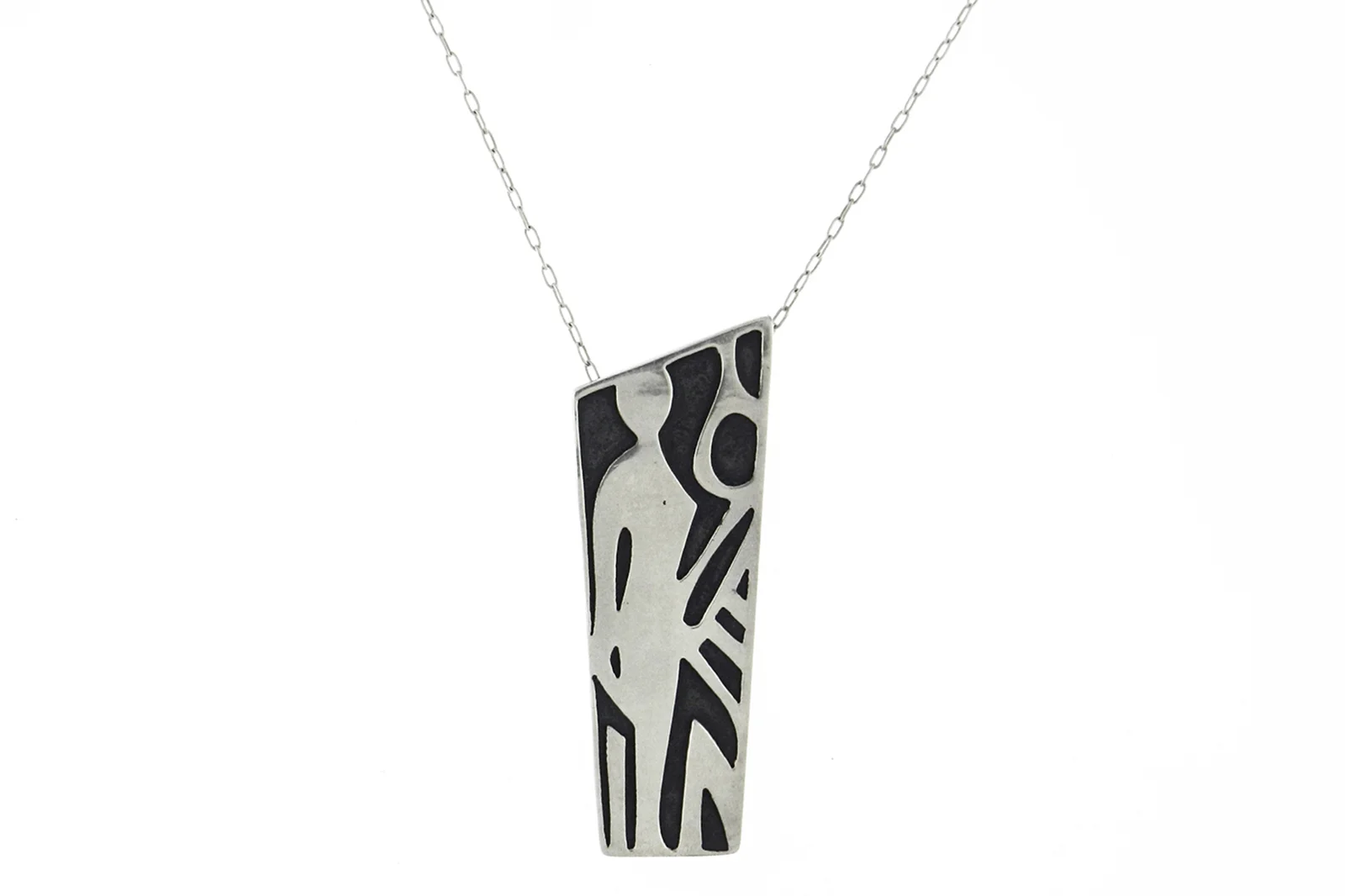 womanpendant.jpg