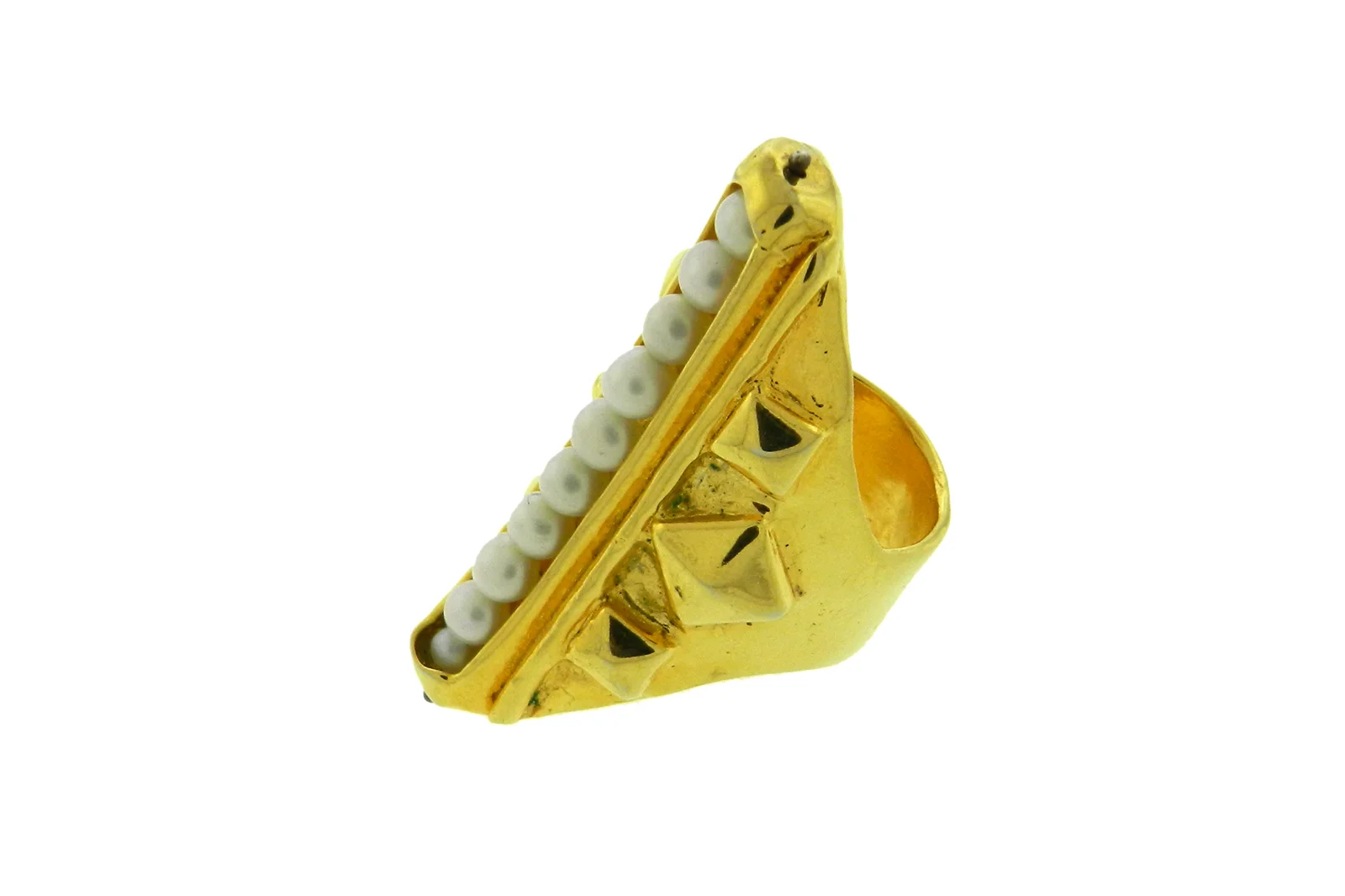 tudor ring gold pearl.jpg