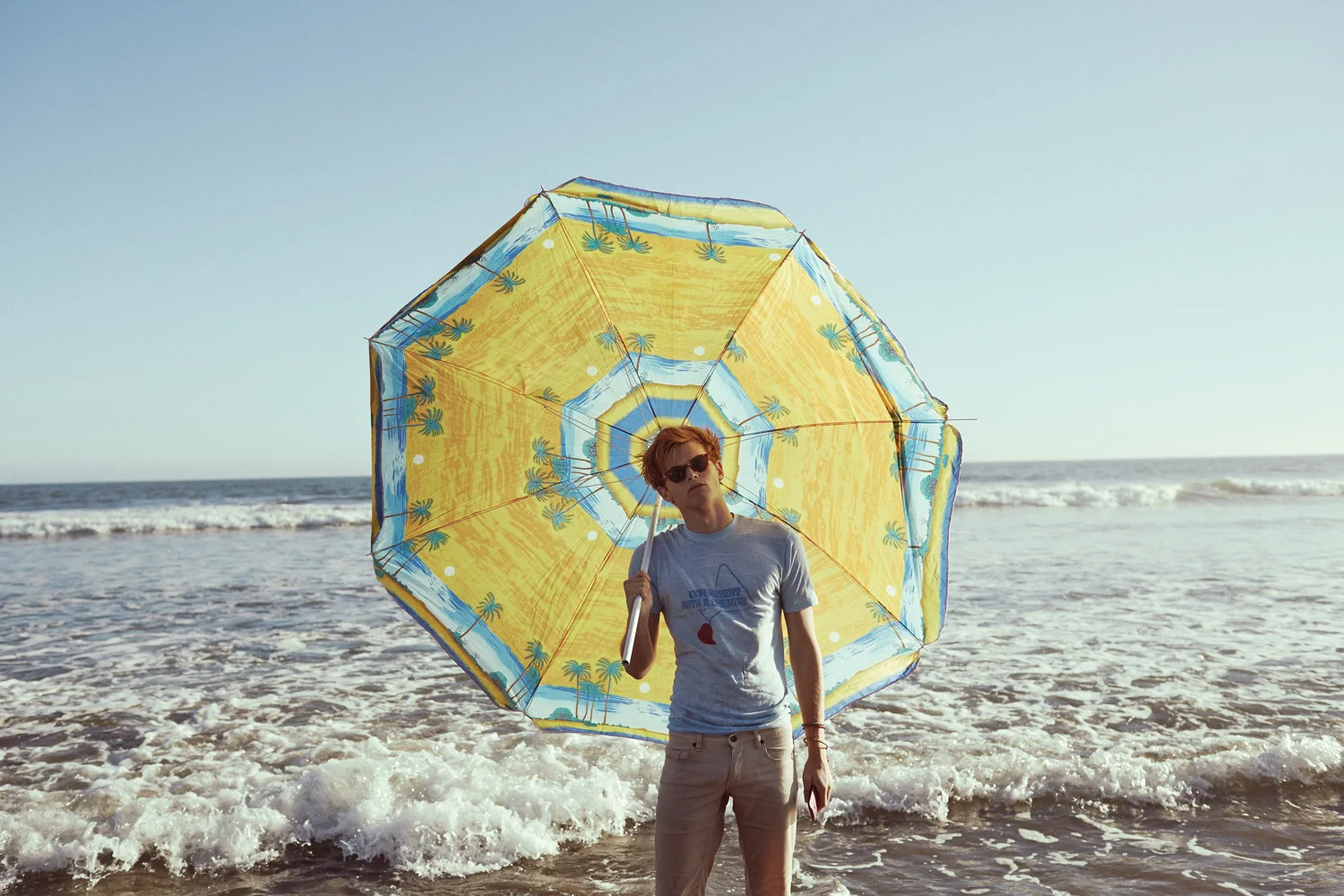 2013-07_the-rhoades_motorola_boy beach brolly.jpg