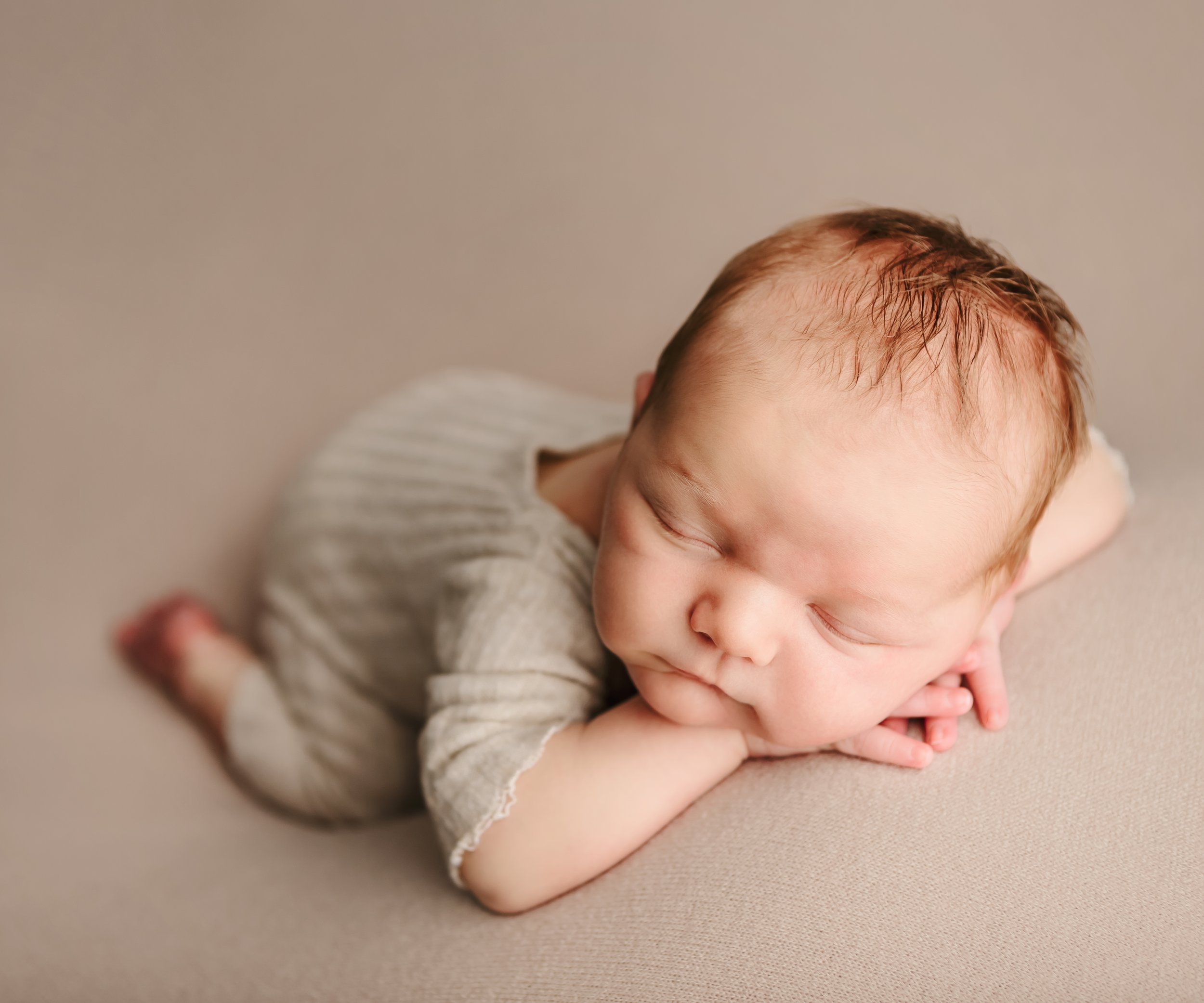 Newborn photographer milton keynes