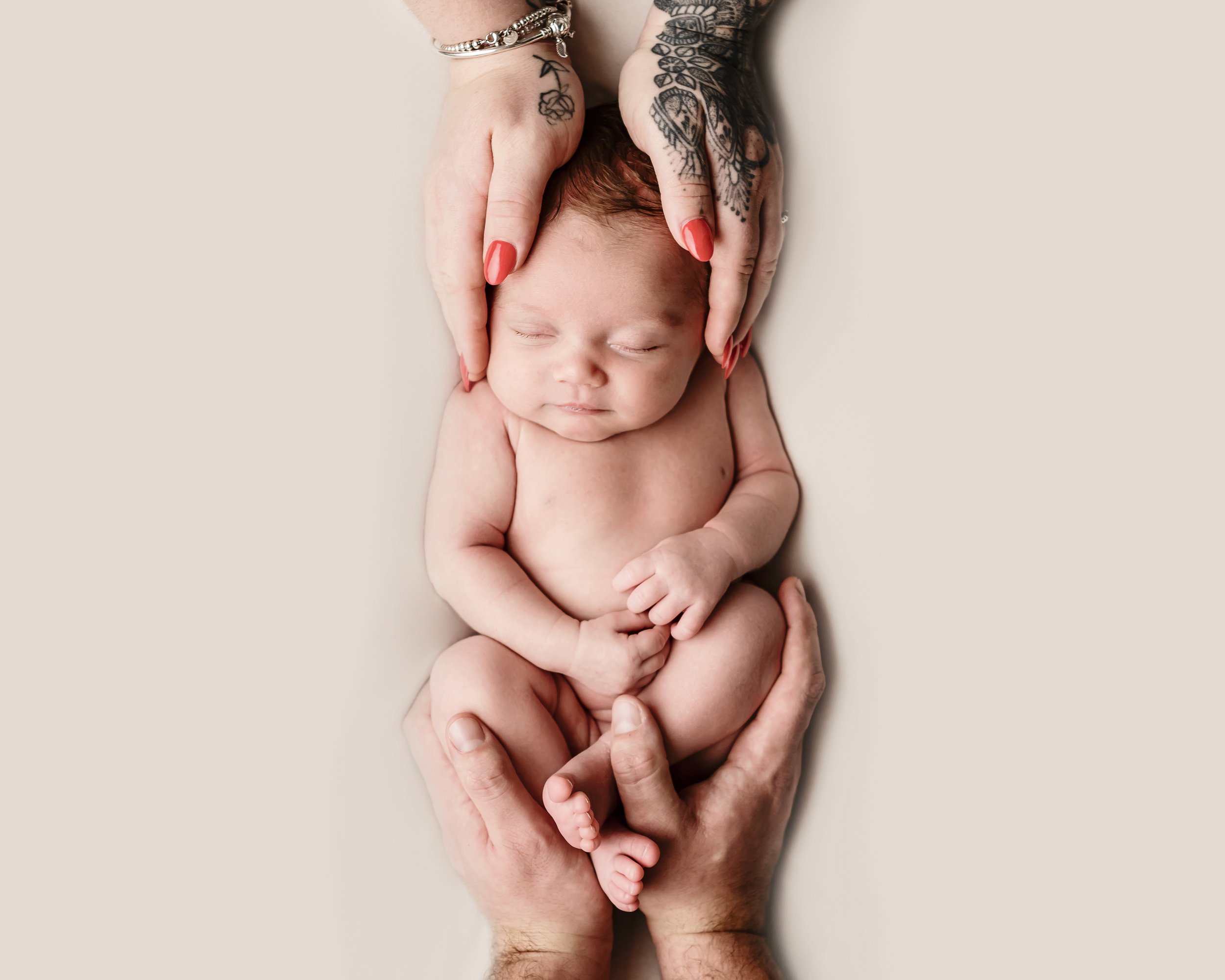 newborn baby photographer