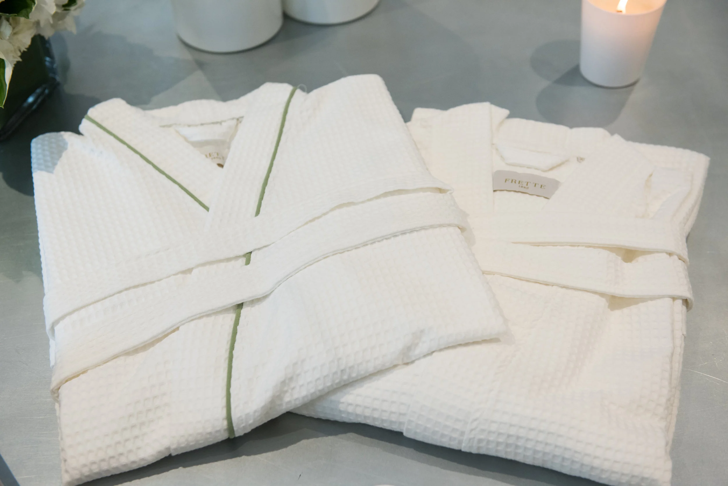 Waffle Robe with and without Piping