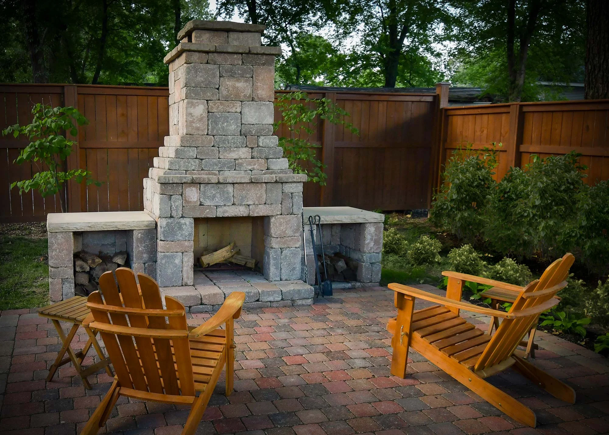 fremont_fireplace_kit_with_wood-boxes_timberwood.jpg