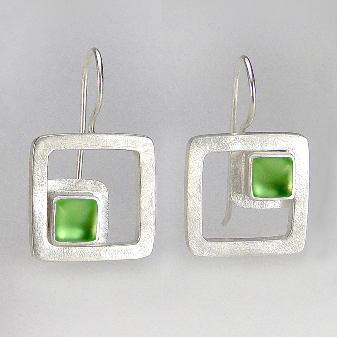 MCE-W+Peridot+Use+-.jpg