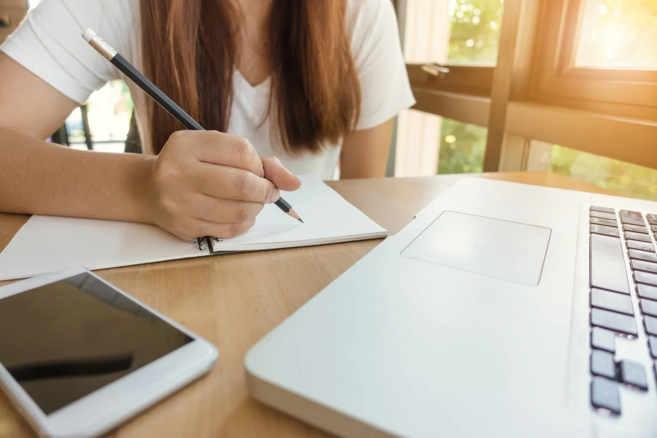 homeschool student studying app.jpeg