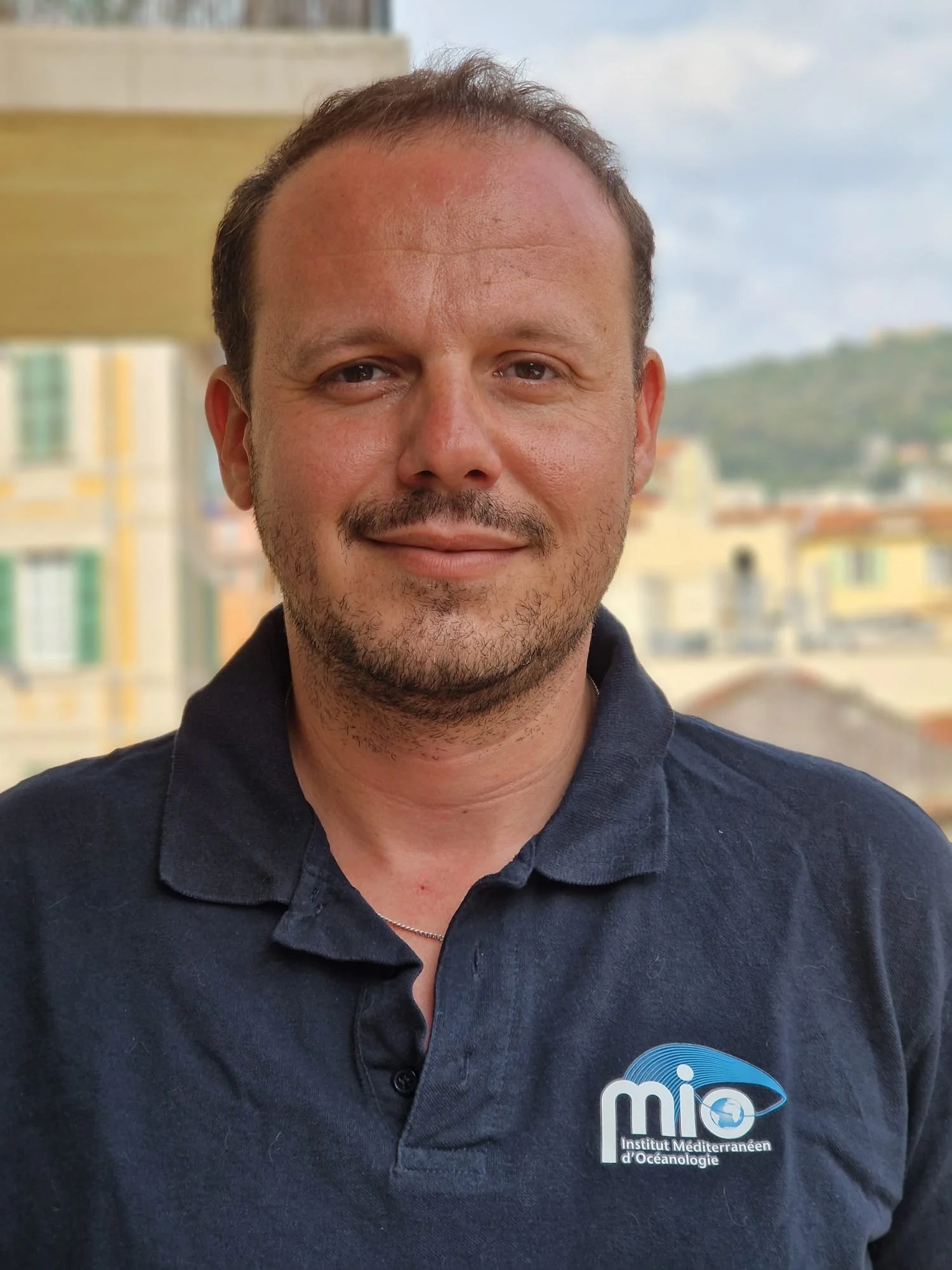 Guillaume Marchessaux: Marine invasive species research and coastal ecosystem conservation