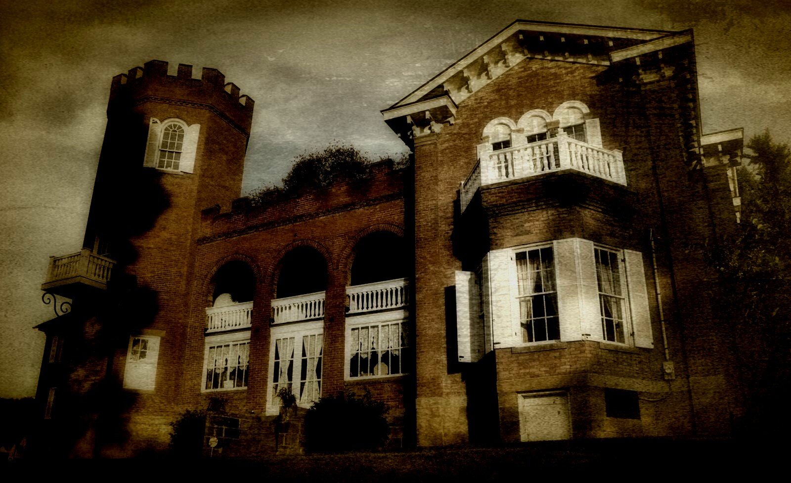 NIGHT AT NEMACOLIN CASTLE — AMERICAN HAUNTINGS GHOST HUNTS