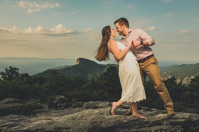 Dancing on a mountaintop!
.
.
.
.
#scweddingphotographer #engagementphotos #beautiful #sunrisephotoshoot #greenvilleweddingphotographer #dovelightphotography #epicphotography #warmtones #weddingwire #theknot