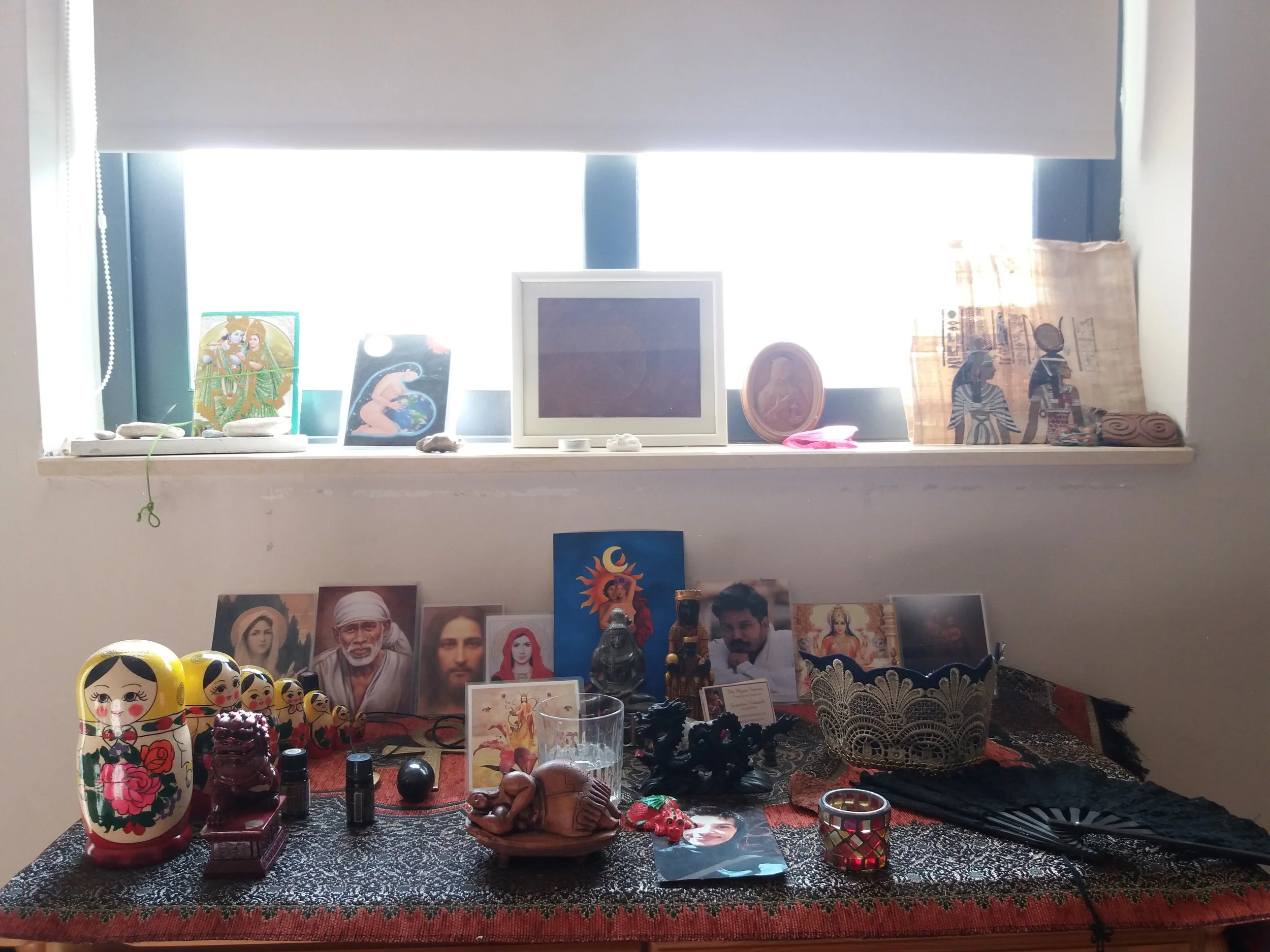 Shirdi Sai Baba Altar.jpg