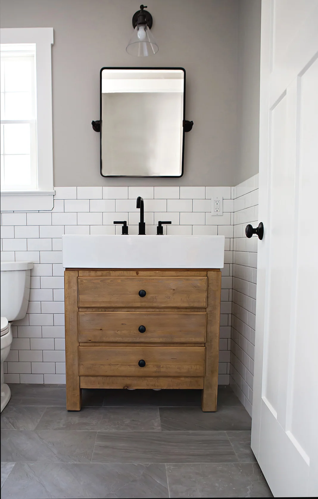 Modern Farmhouse Bathroom