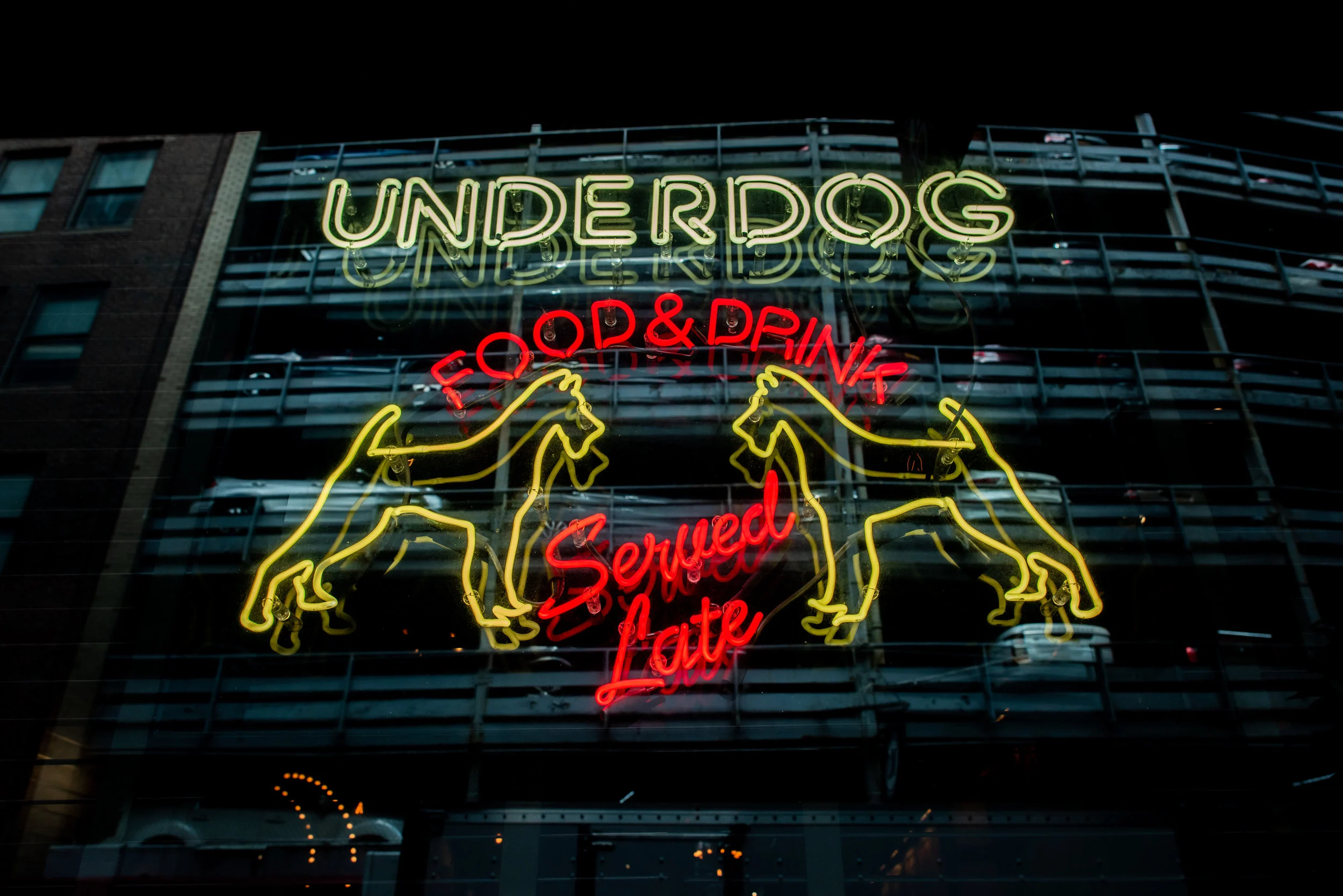 Underdog-Bar-Nyc-Fidi-Cocktails-Beer-Burgers