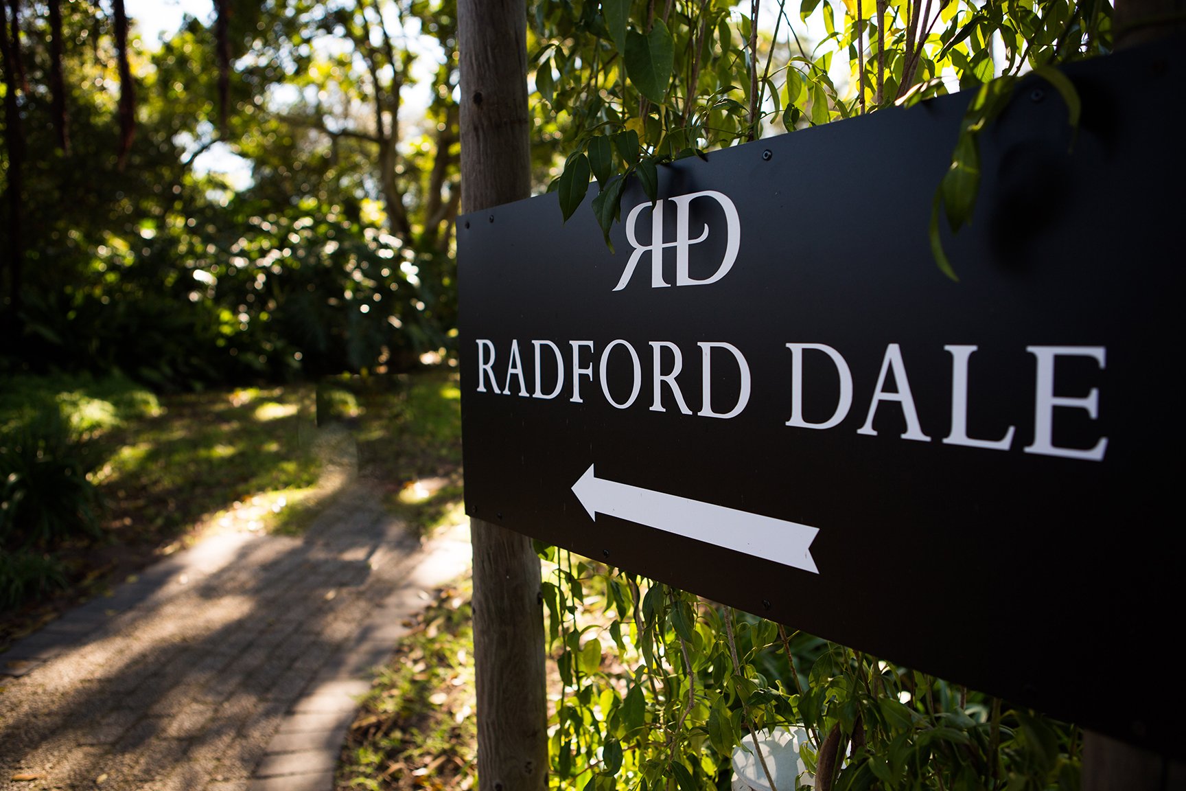 Radford Dale entrance.jpg