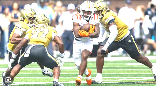 Saturday college FB: Georgia Tech handles Mercer; FVSU shafted by own officials, missed PATs; Around the state, SEC, ACC, South, top 25, nation; Central Georgia alums shine